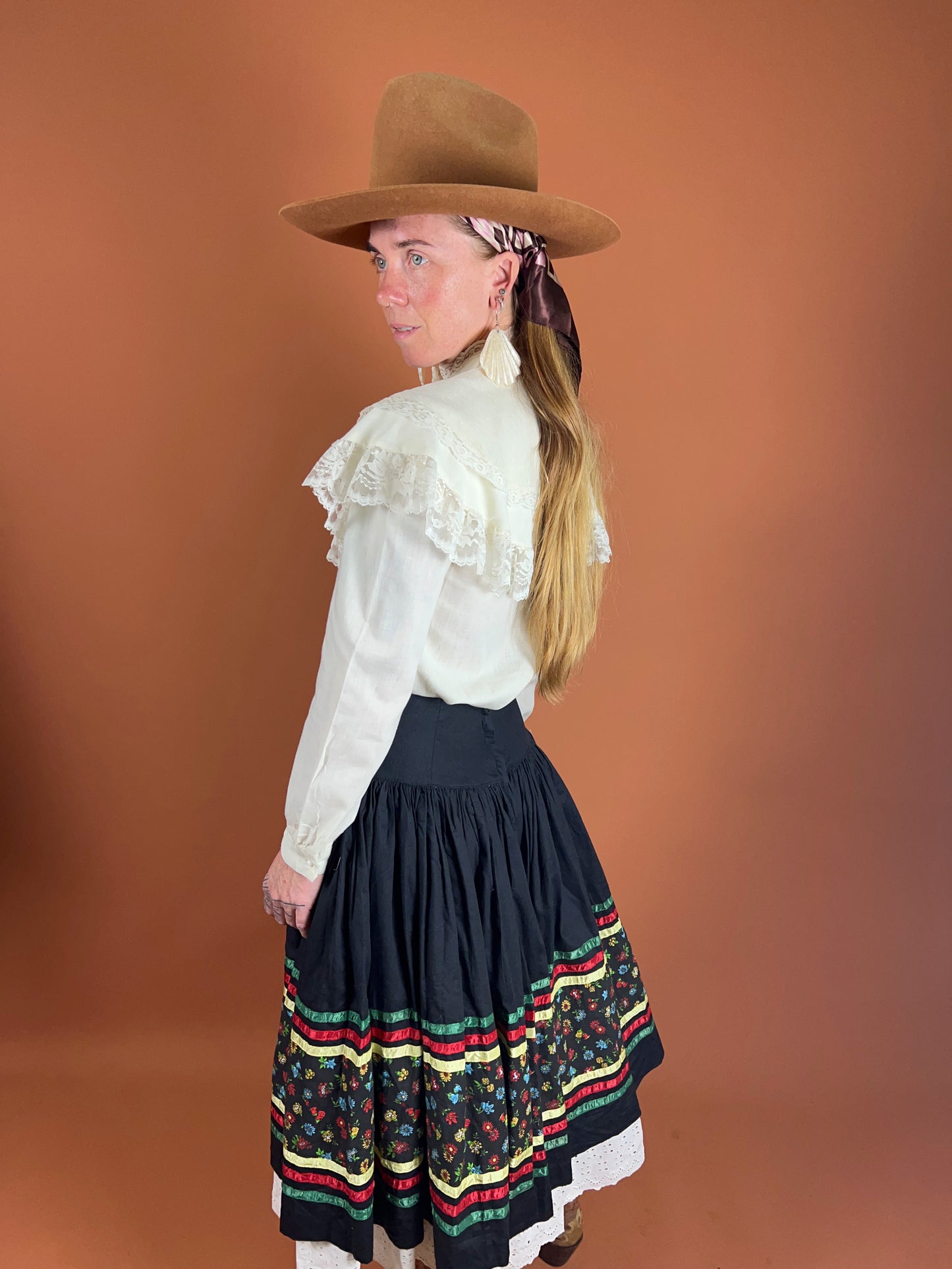 VINTAGE 50's/60's Cotton Floral & Anglaise Skirt 6