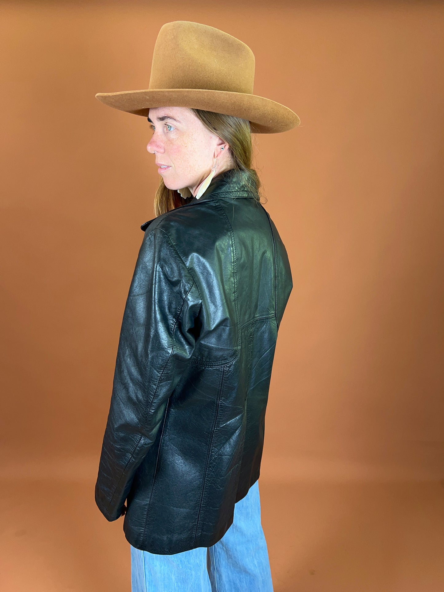 VINTAGE 60's Big Collared Black Leather Jacket 10-12