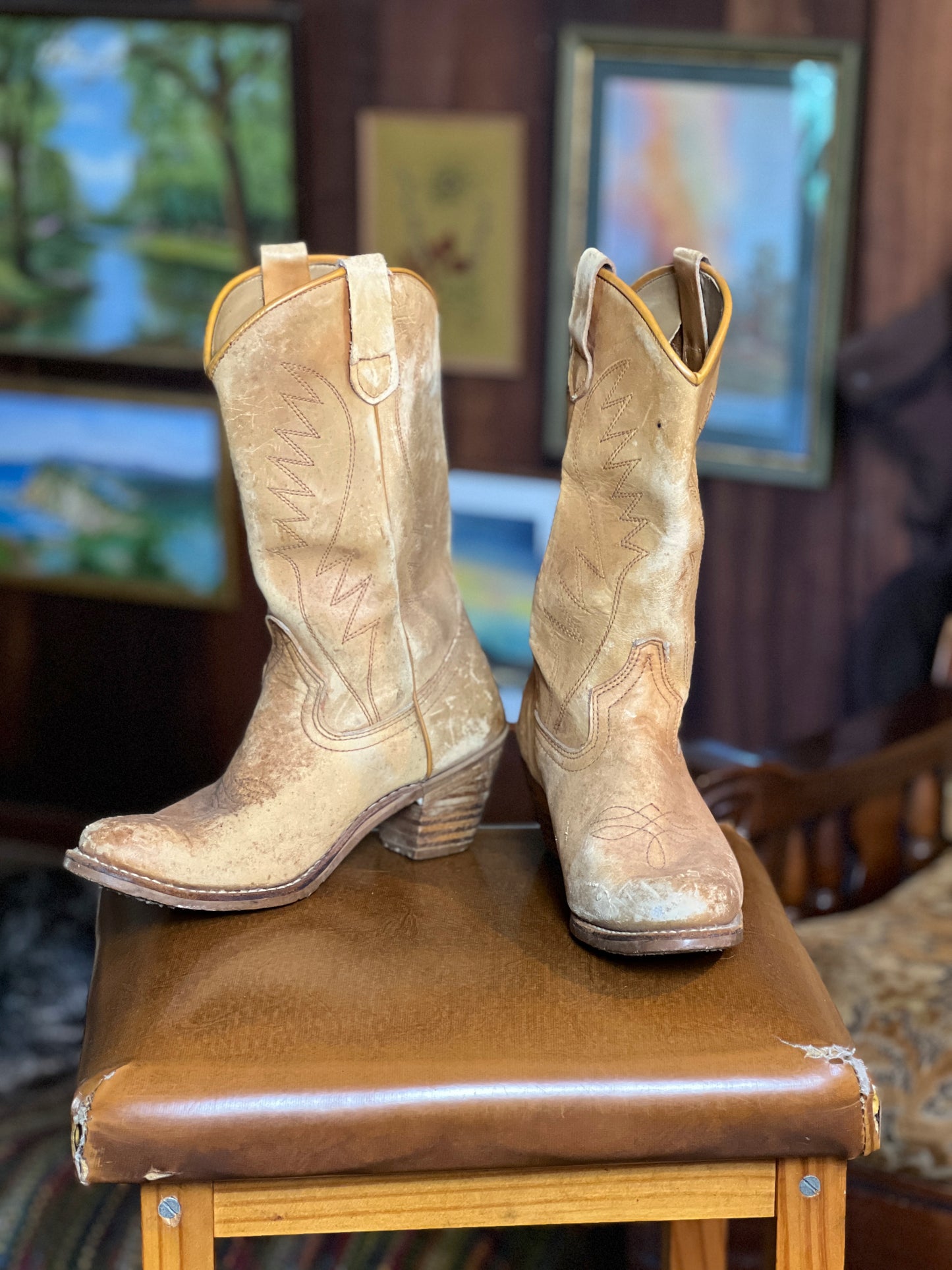 VTG 80’s Cowboy Boots 38