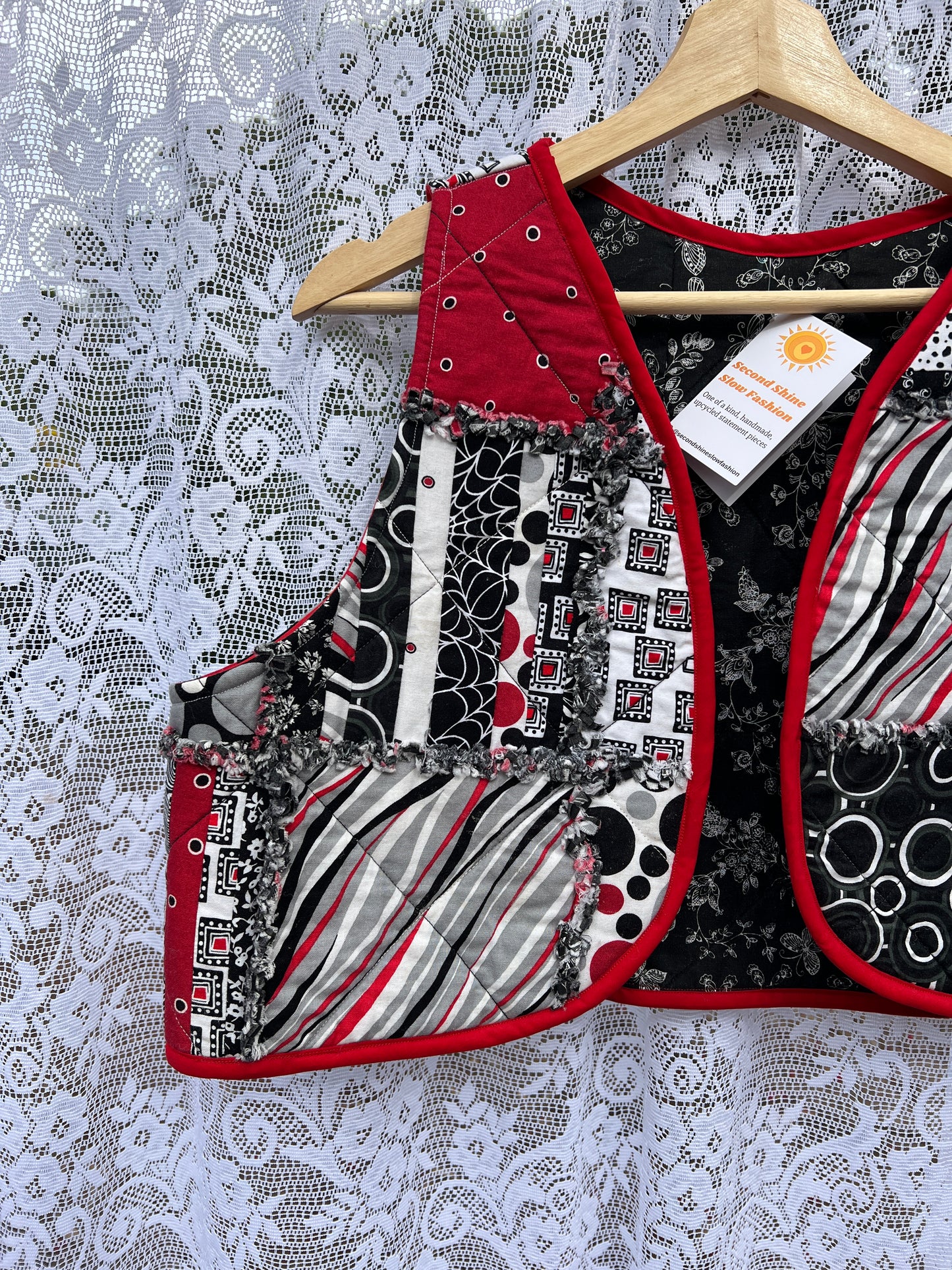 SECOND SHINE SLOW FASHION Reversible Pacthwork Quilted Vest 10-12