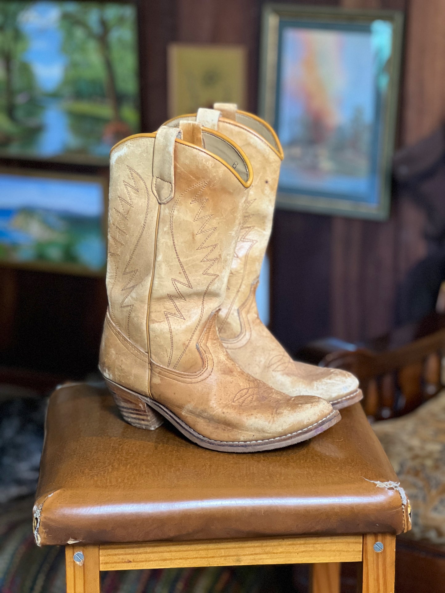 VTG 80’s Cowboy Boots 38