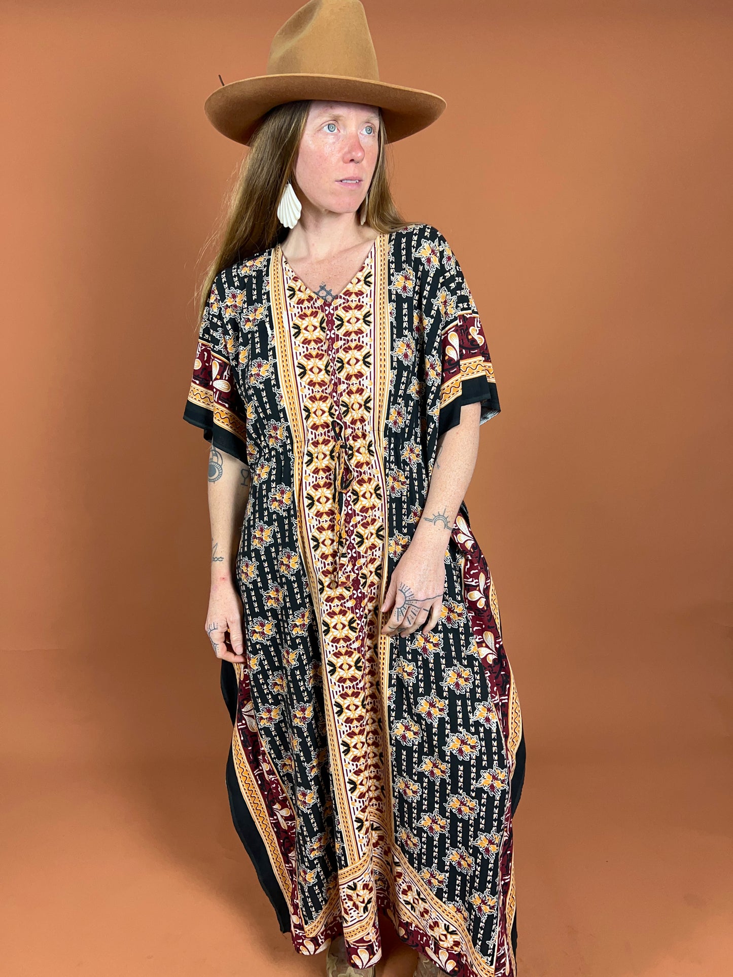VINTAGE 80's Batik Kaftan OS