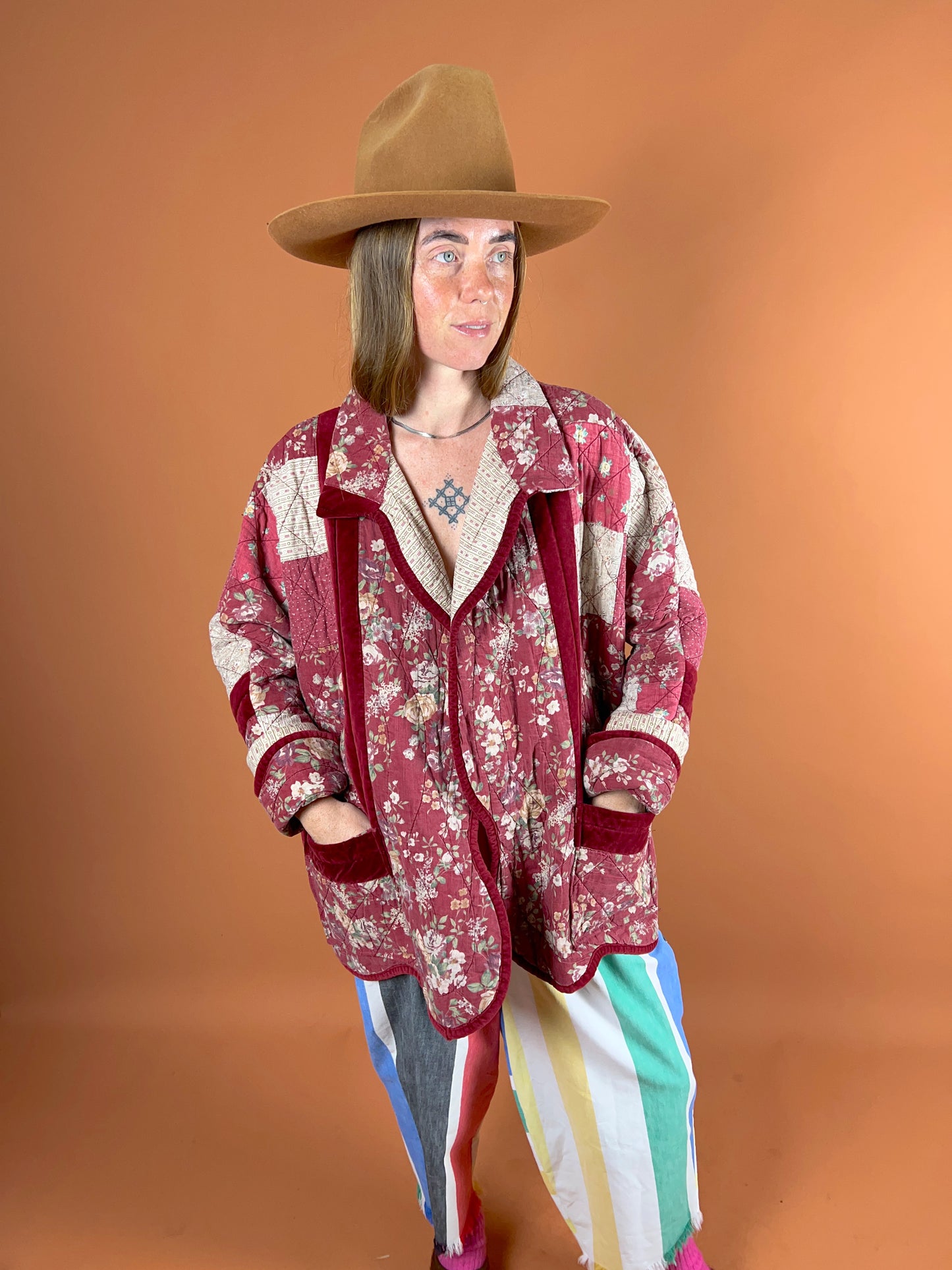 SECOND LOVE SLOW FASHION Vintage Upcycled Quilt Jacket OS