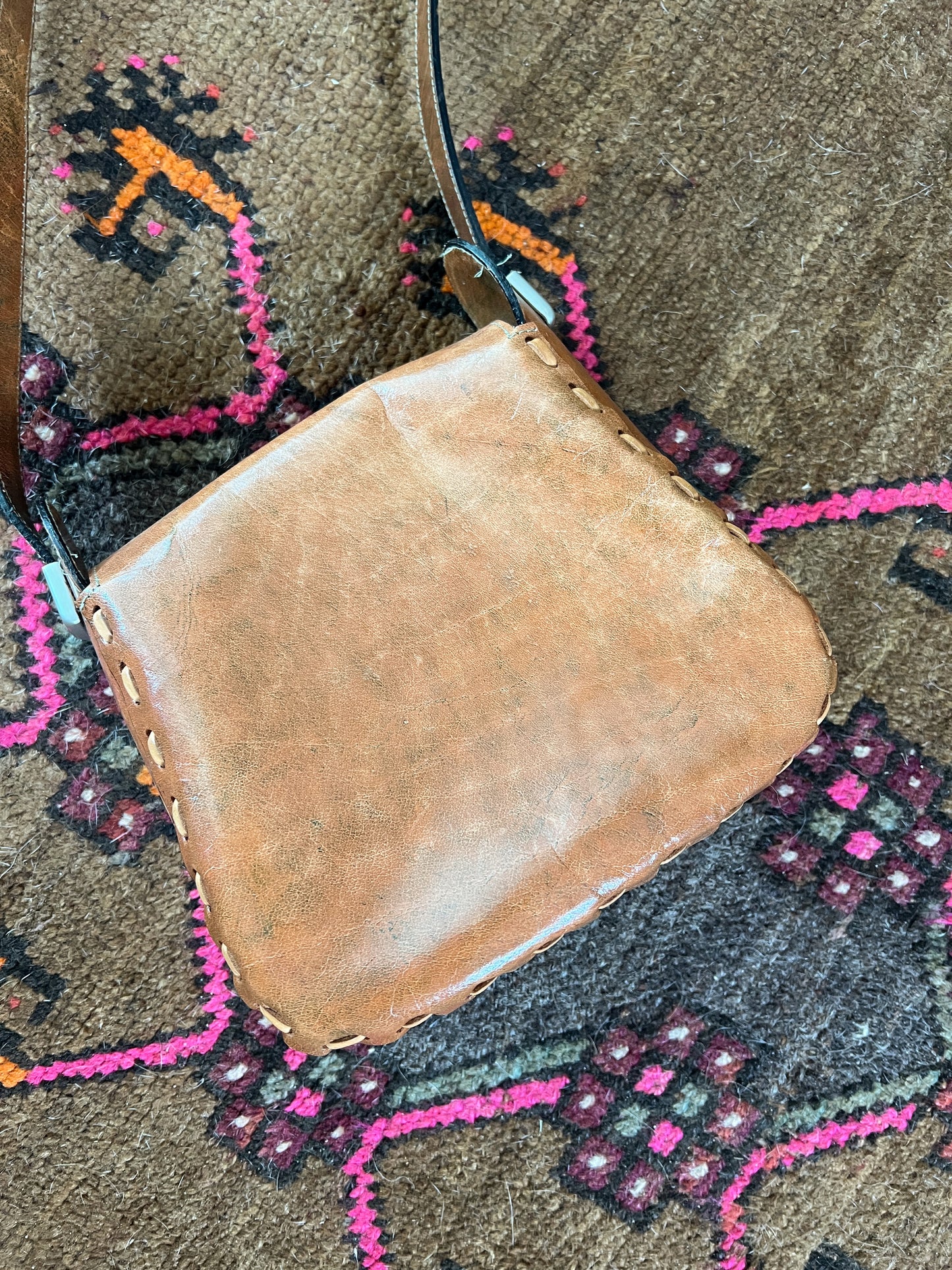 VINTAGE 80’s Leather Tooled Shoulder Bag