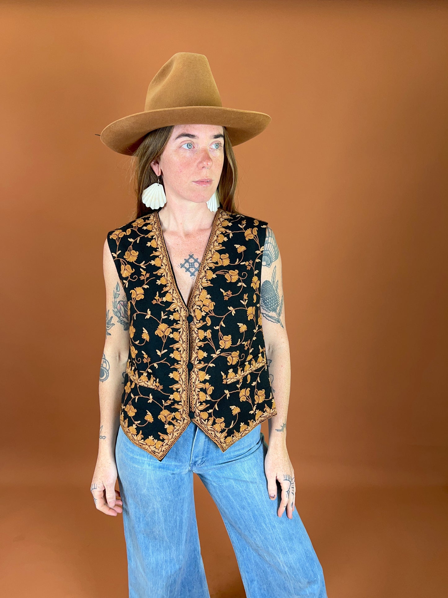 VINTAGE 60's Floral Embroidered Wool & Cotton Vest 12
