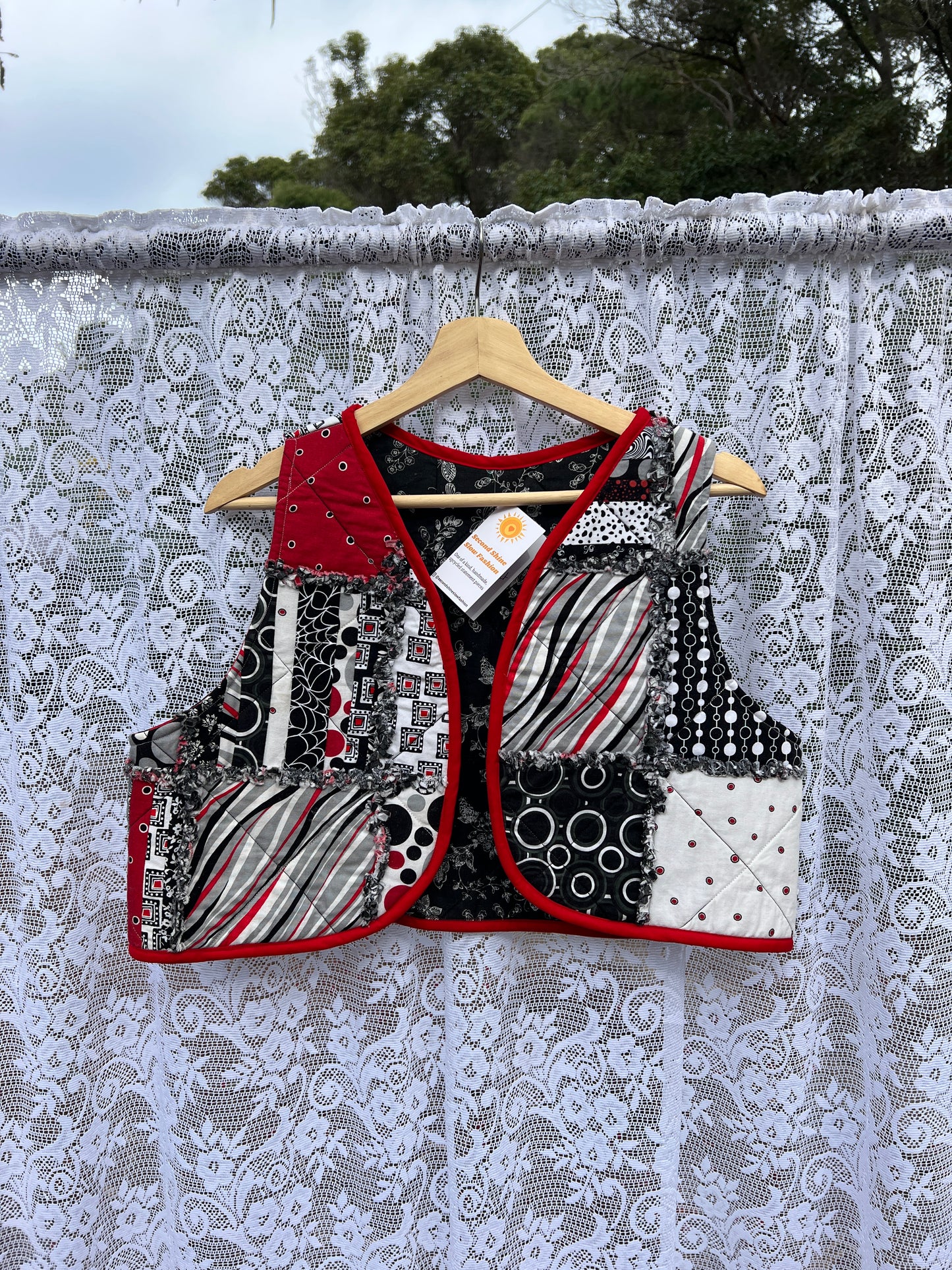 SECOND SHINE SLOW FASHION Reversible Pacthwork Quilted Vest 10-12