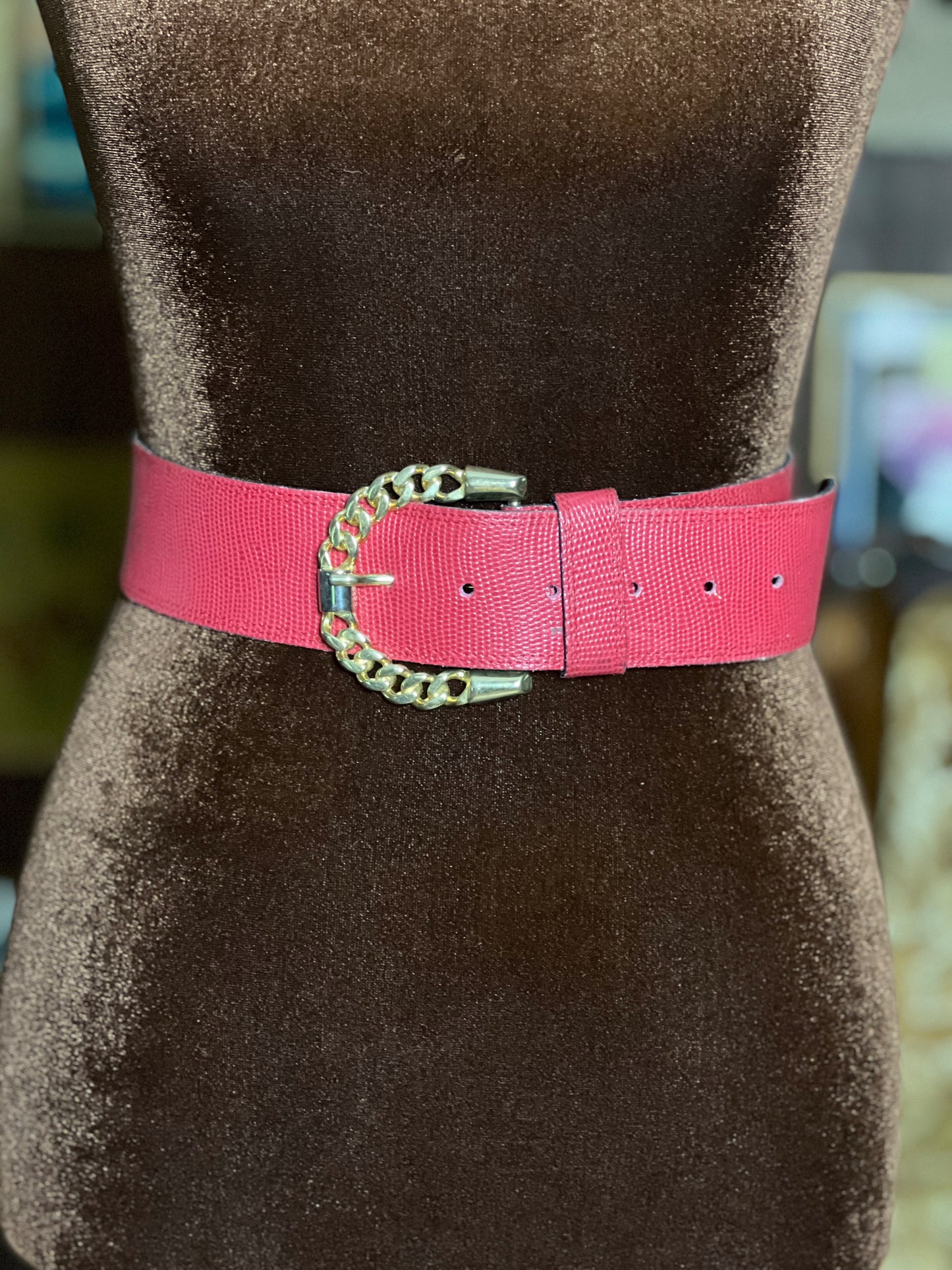 VTG 80’s Big Buckle Red Leather Belt 8-12