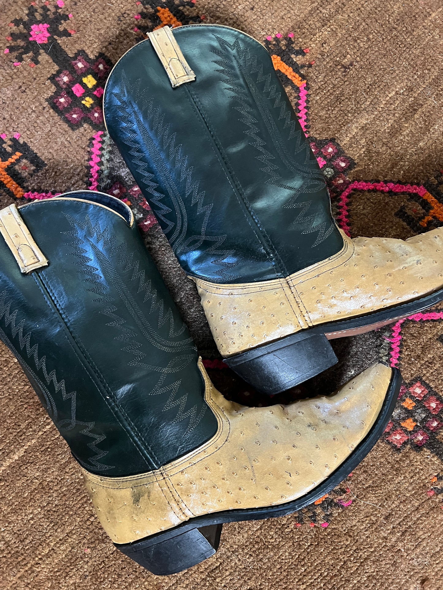 VINTAGE 70's Ostrich Leather Two Tone Cowboy Boots 41/10.5