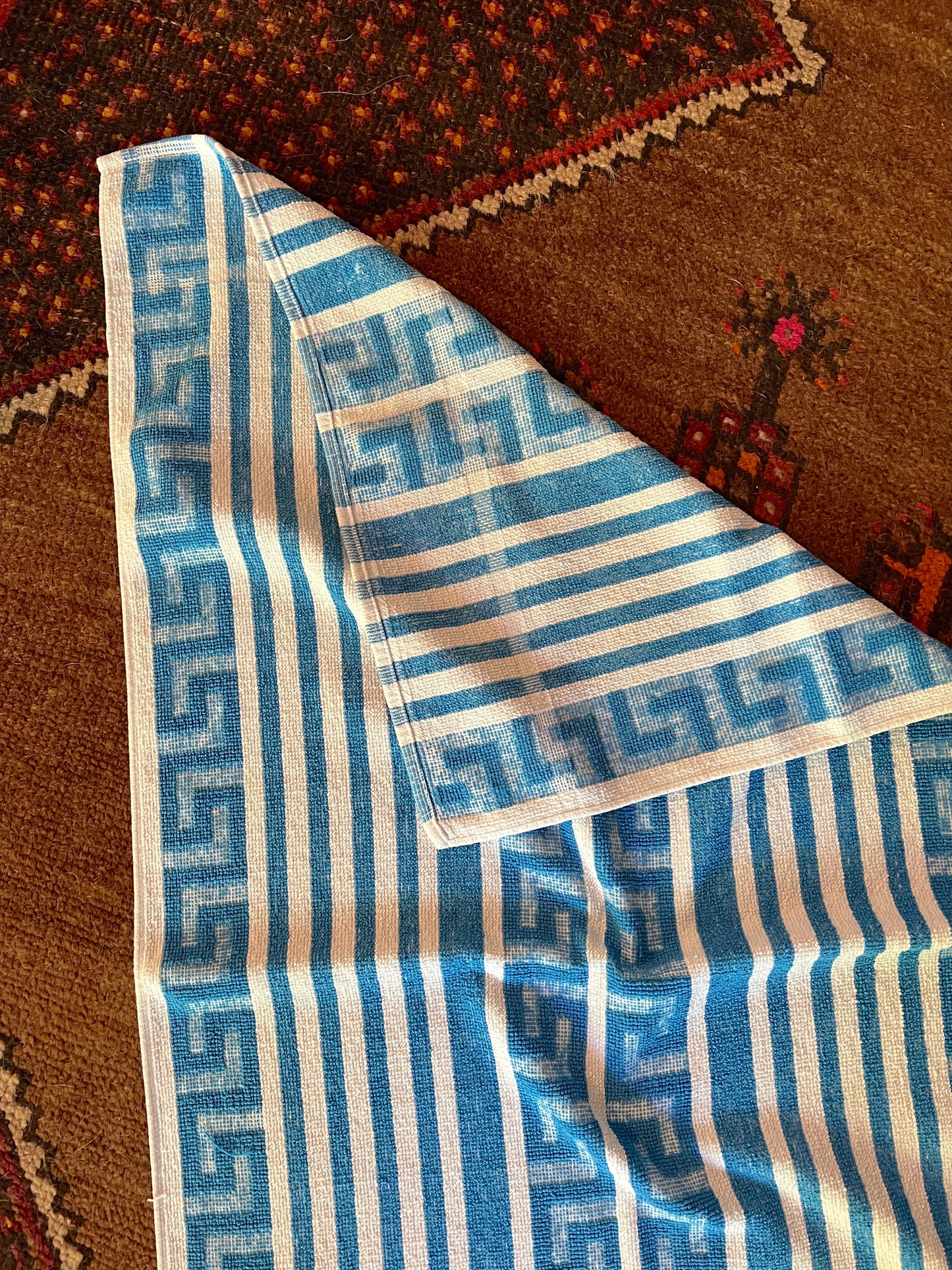 VINTAGE 70's Stripe Towel