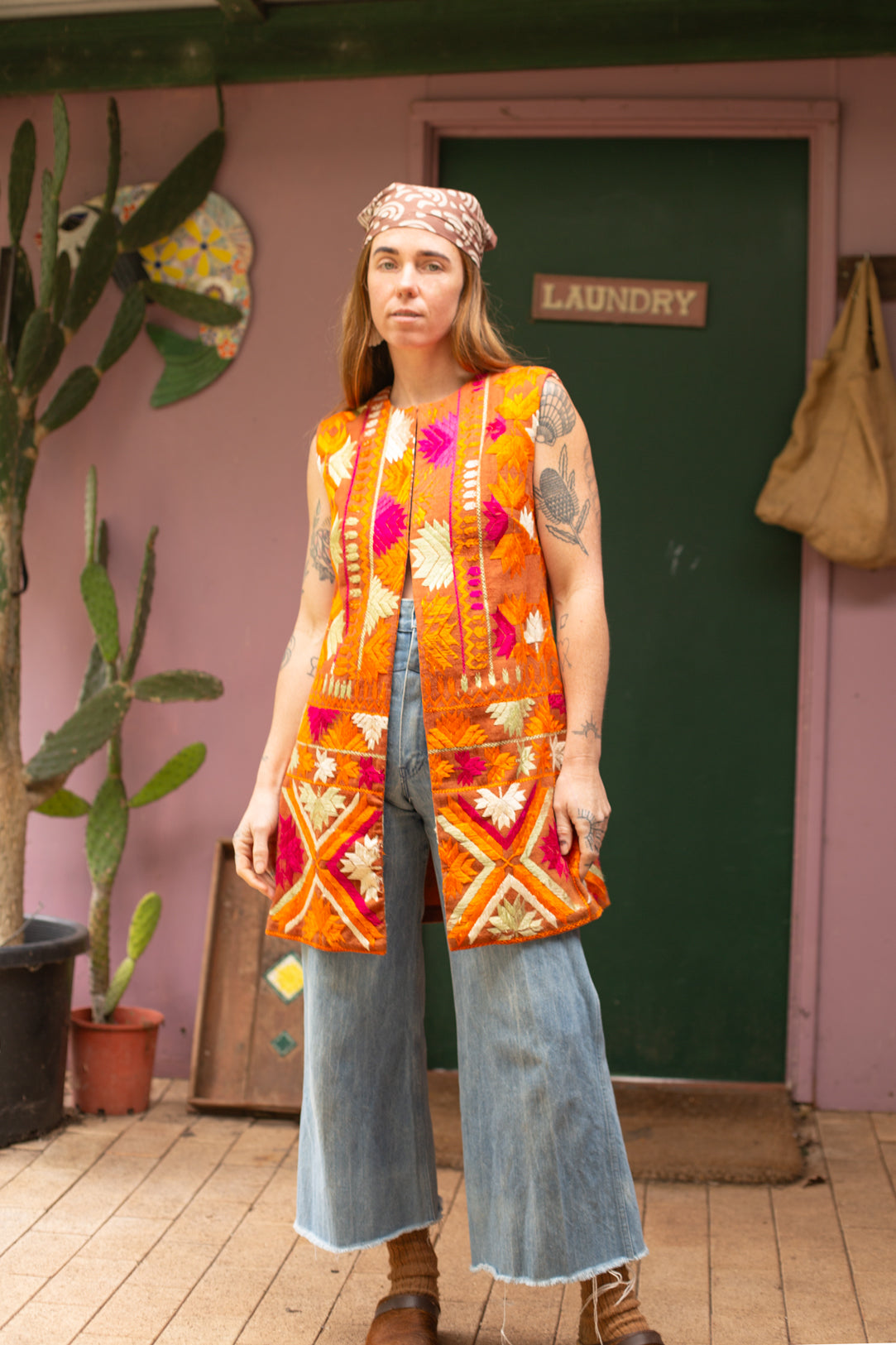VTG 70's Indian Cotton Embroidered Vest 10-12