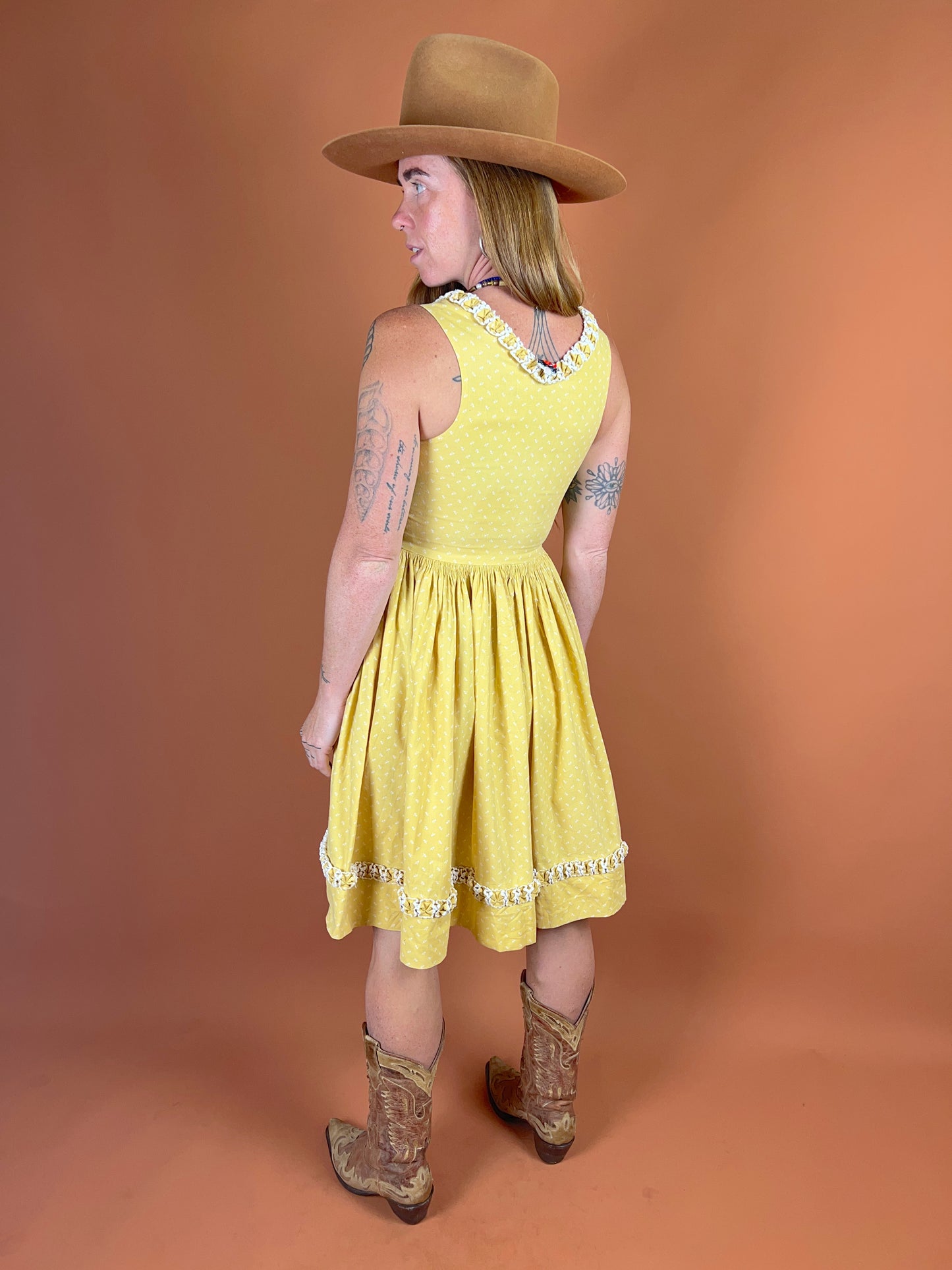 VINTAGE 50’s Austrian Cotton Floral Dress 6