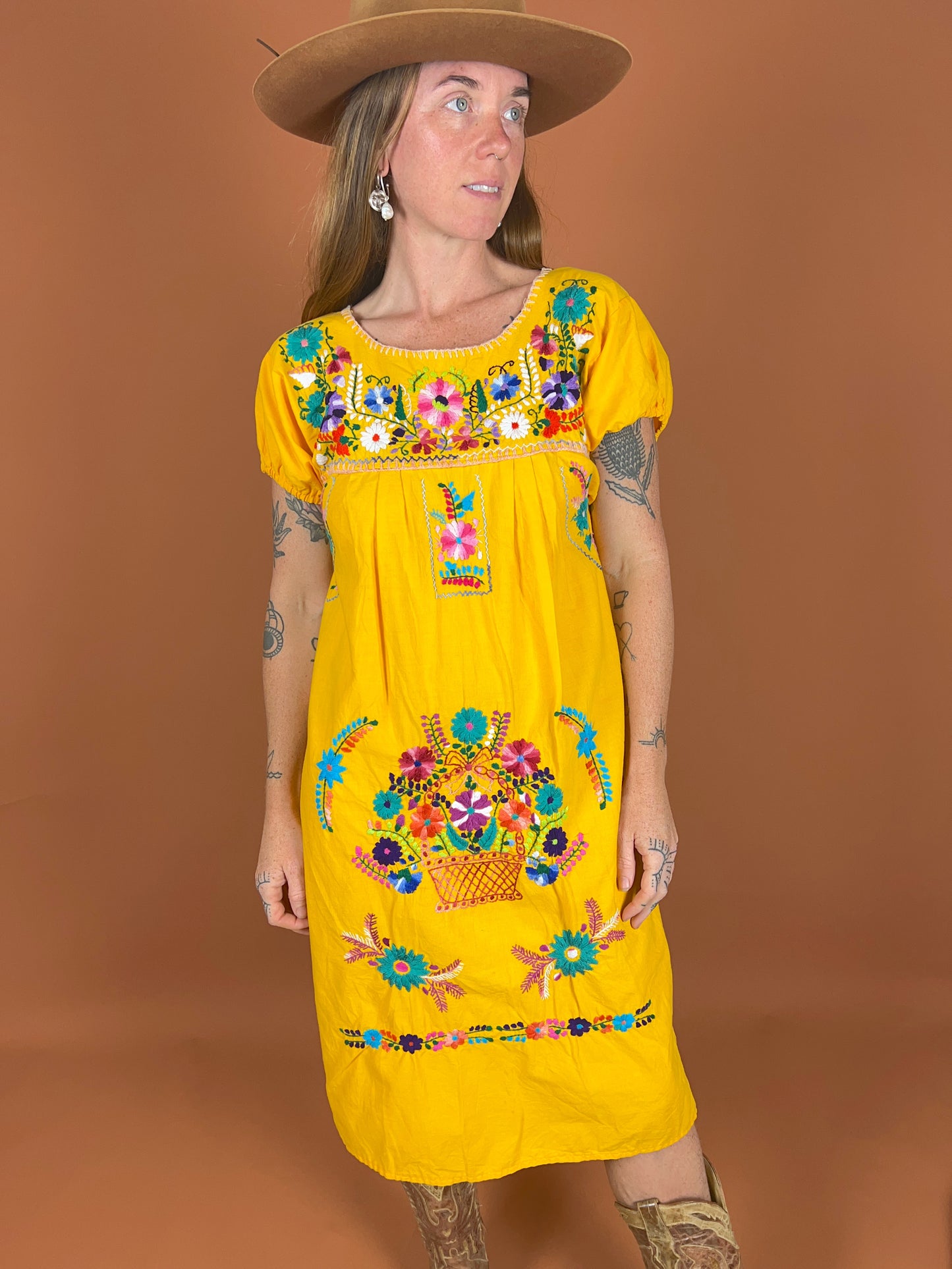 VINTAGE 70's Mexican Embroidered Dress 10-12