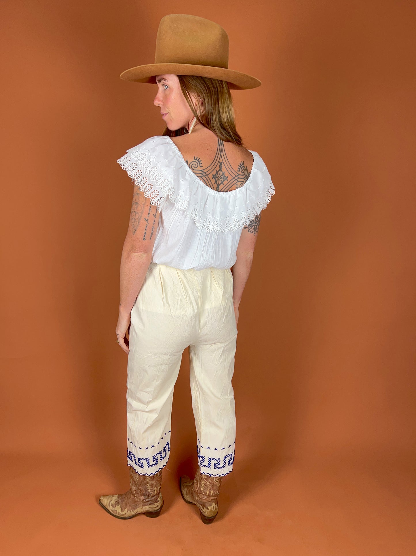 VINTAGE 60's Mexican Embroidered Pants 8