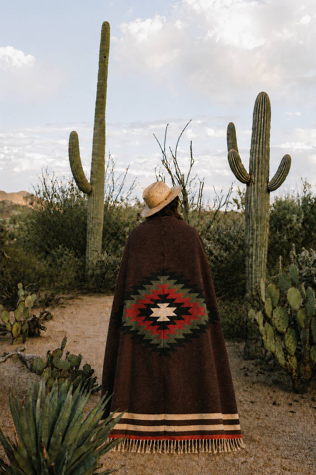 TRIBE & TRUE Burro Diamond Handwoven Blanket
