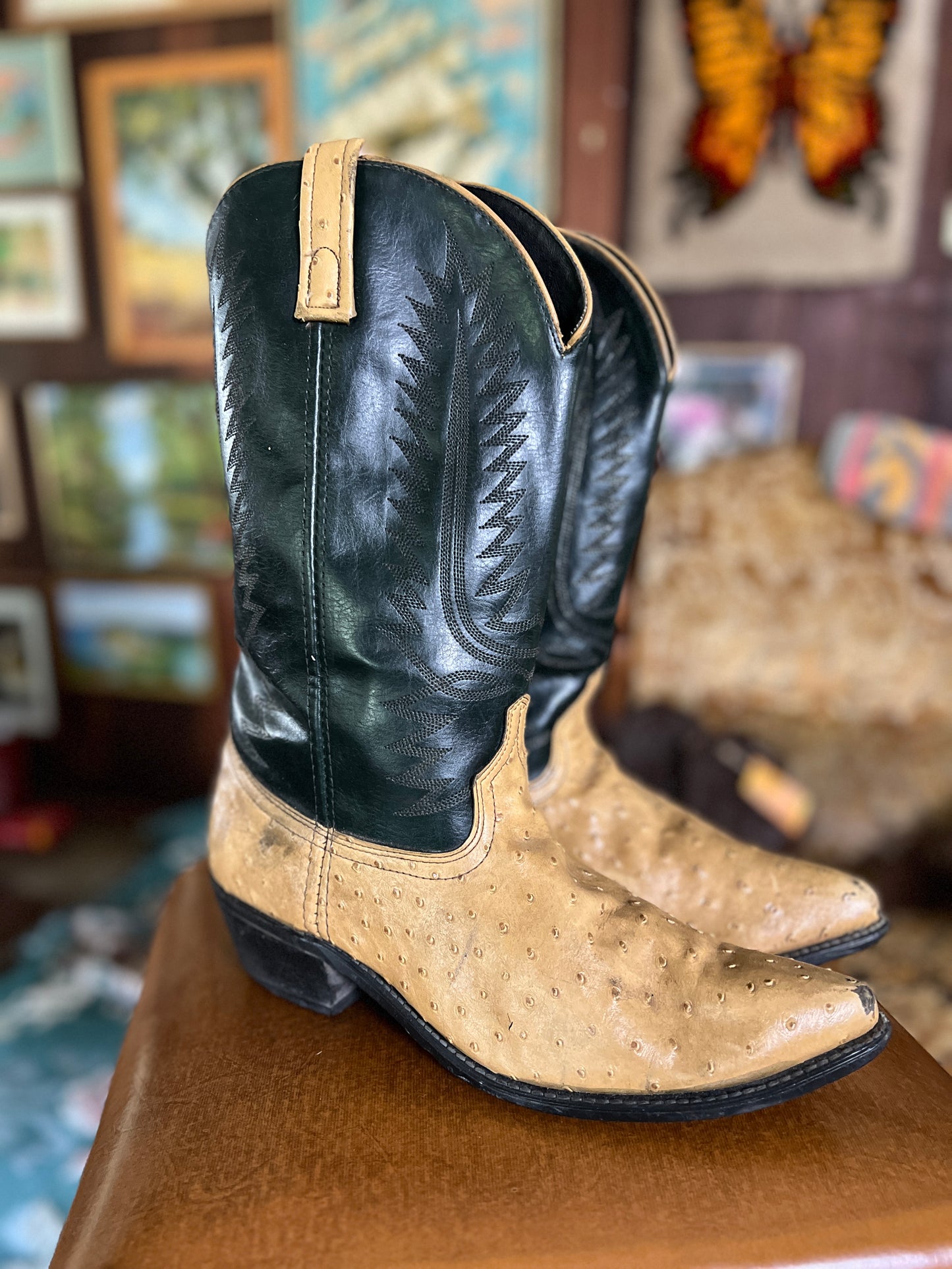 VINTAGE 70's Ostrich Leather Two Tone Cowboy Boots 41/10.5