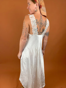 VTG 80's Australian Lace Night Dress 12