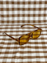 Load image into Gallery viewer, Retro Sunglasses