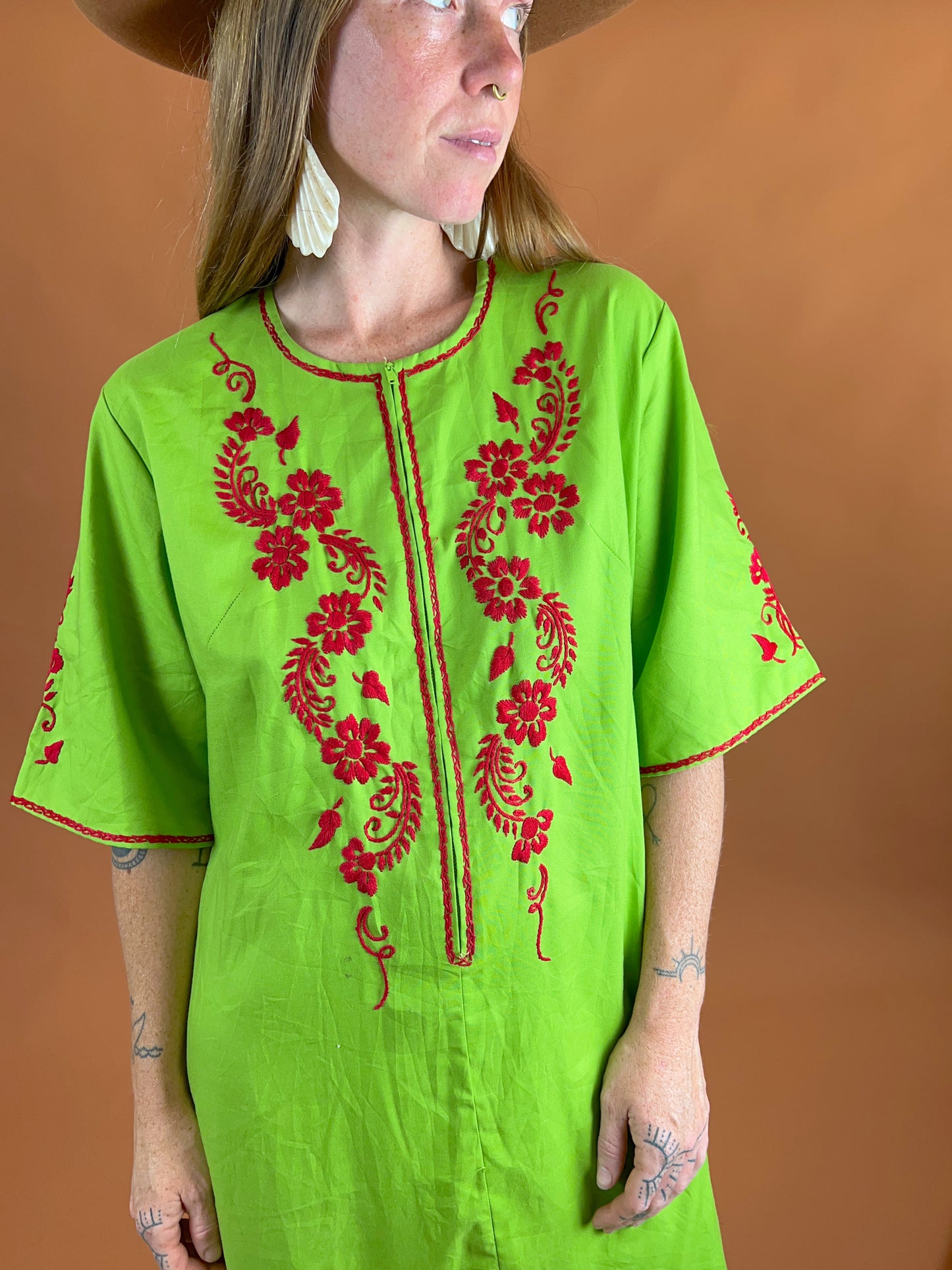 VINTAGE 70’s/80’s Embroidered Maxi Dress 10-12