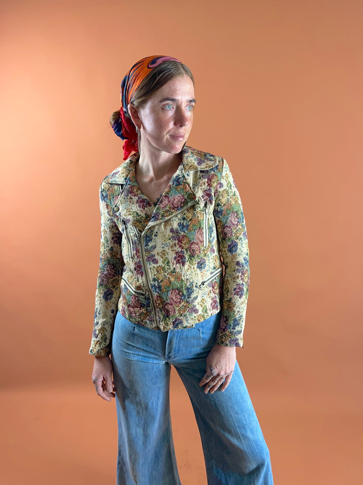 VINTAGE 90's/Y2K Tapestry Jacket 6