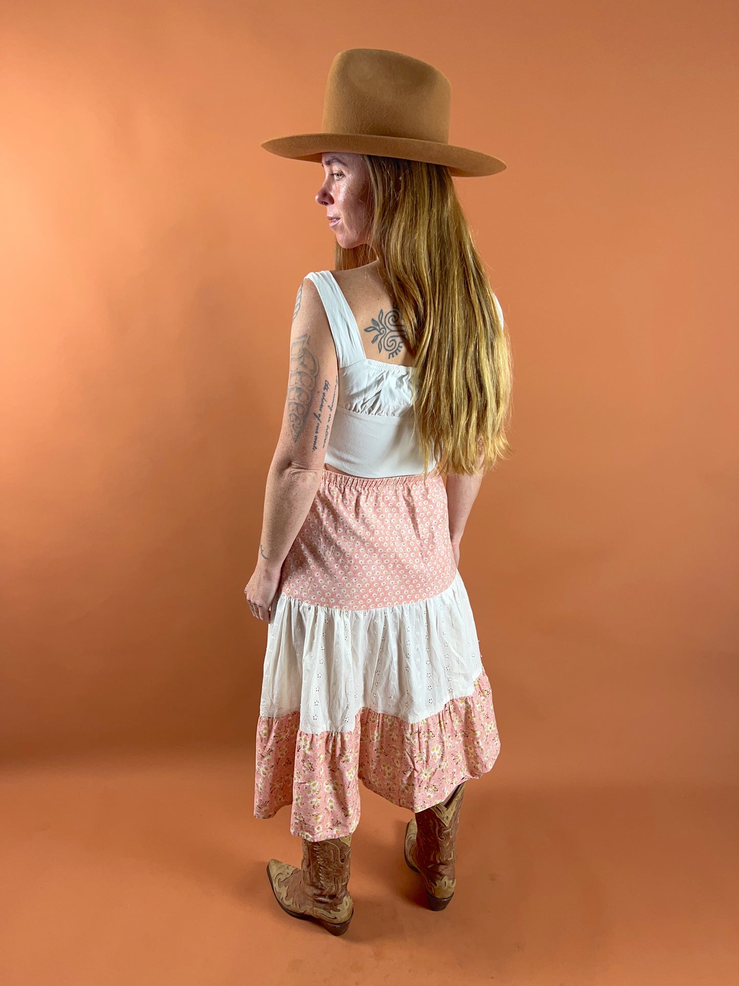 VINTAGE 70’s Floral Cotton Anglaise Skirt 10-14