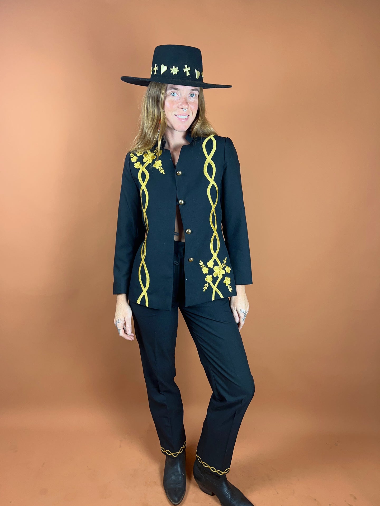VTG 70’s Embroidered 3 Piece Set 6