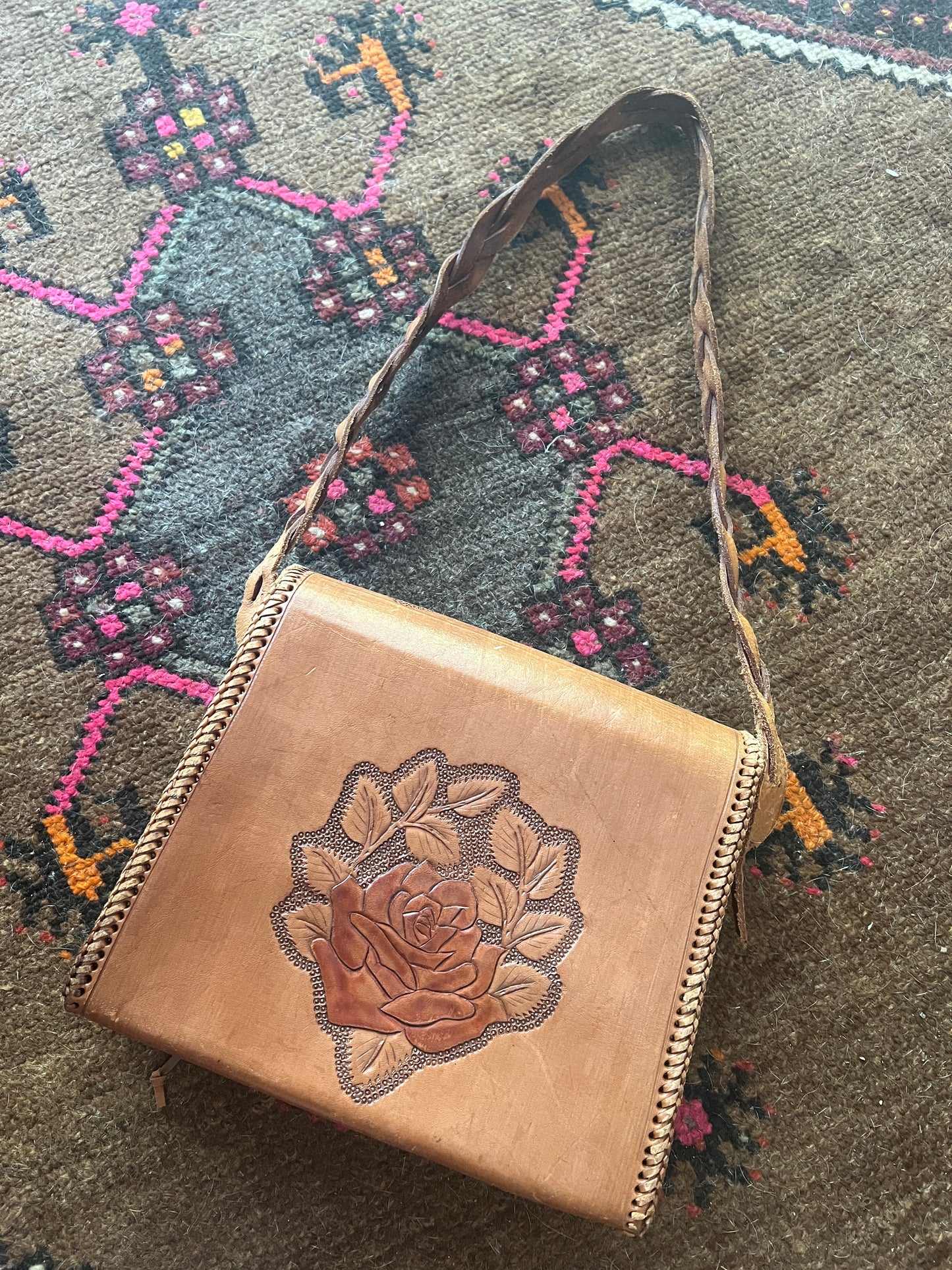 VINTAGE 70's Leather Tooled Bag