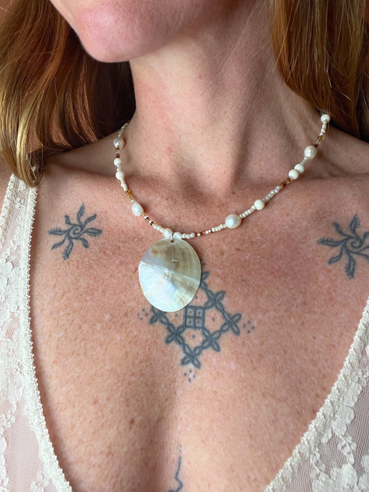 BEADED SUNRAYS Mother Of Pearl Shell, Freshwater Pearl Necklace