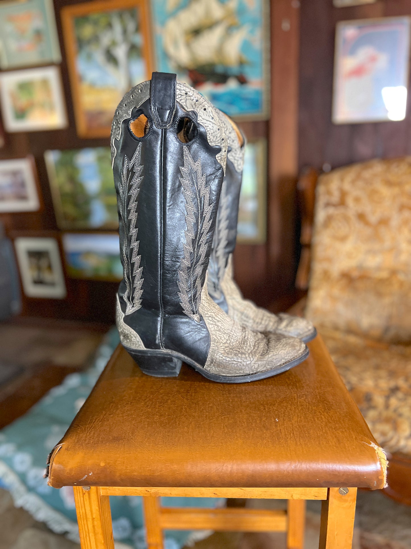 VINTAGE Two Tone Cowboy Boots 7.5/38
