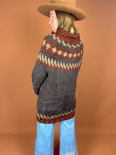 Load image into Gallery viewer, VTG 60&#39;s/70&#39;s Scandinavian Hand Made Knit Wool Jumper 12-14