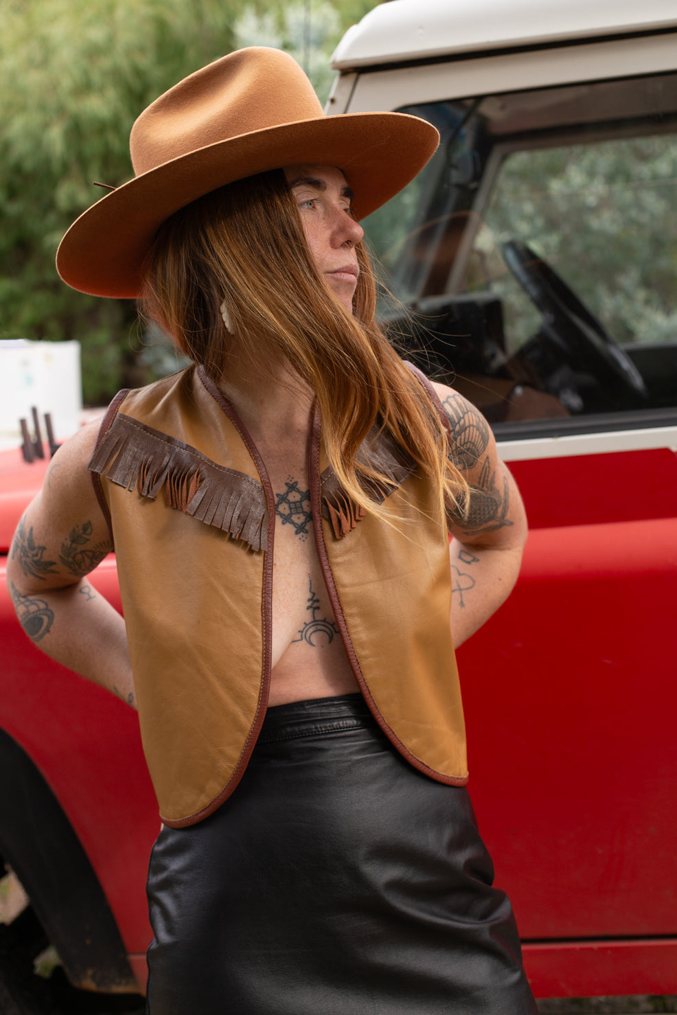 VTG 60's/70's Leather Two Tone Tassel Vest 10-12
