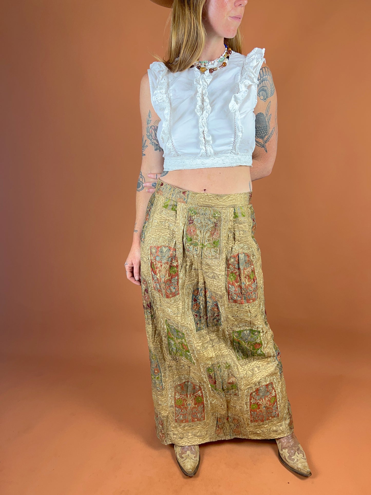 VINTAGE 70’s Embroidered Maxi Skirt 10