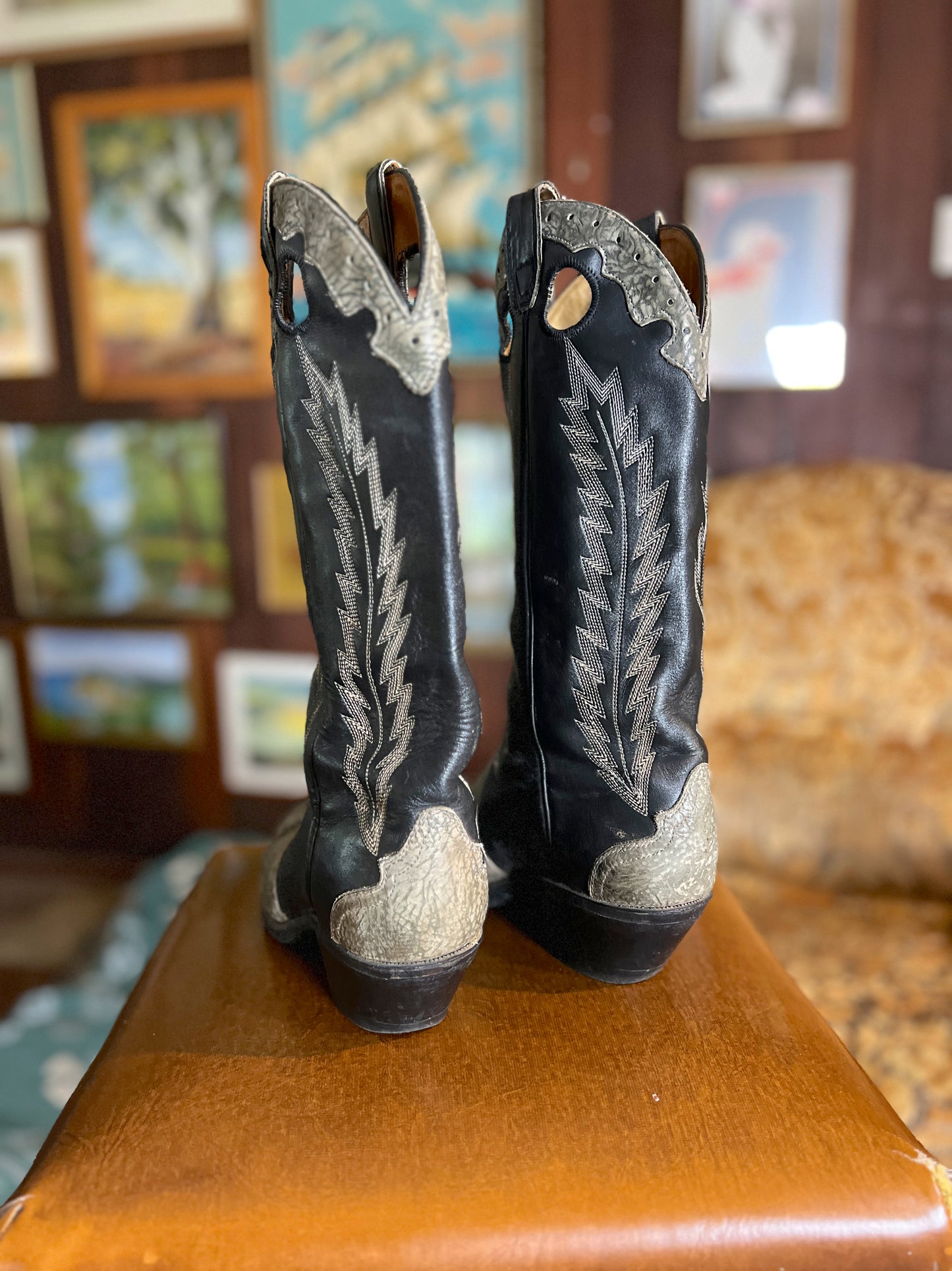 VINTAGE Two Tone Cowboy Boots 7.5/38