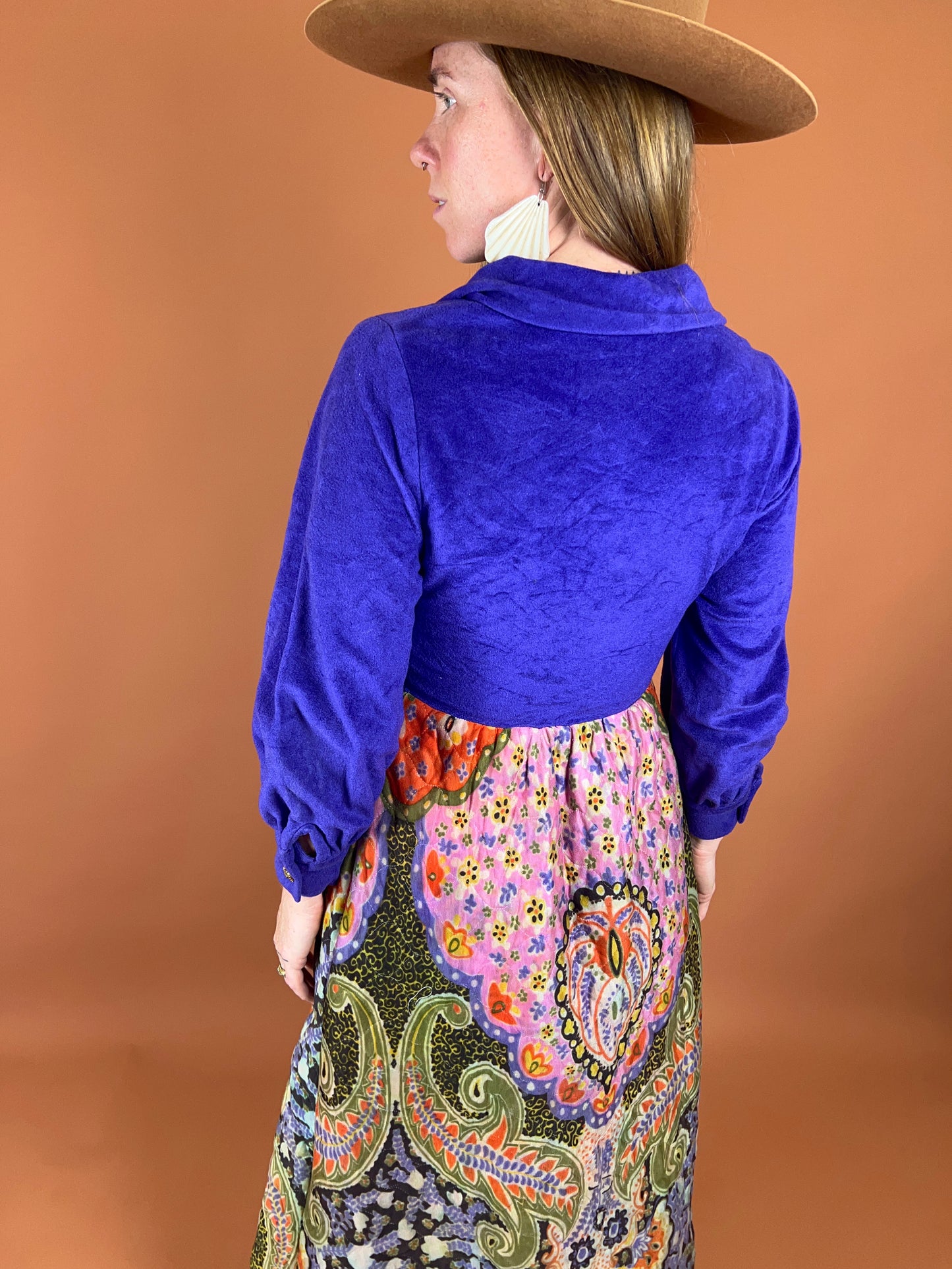 VINTAGE 60's Bed Dress 8