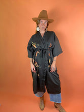 Load image into Gallery viewer, VTG Dragon Kimono OS
