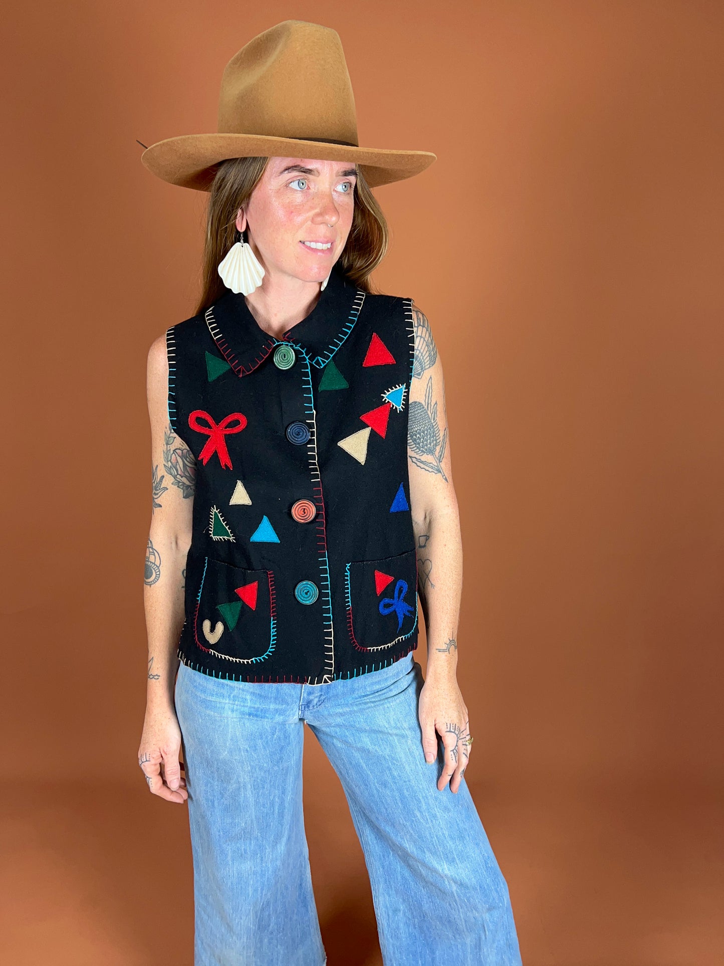 VINTAGE 70's Blanket Stitch Vest 14