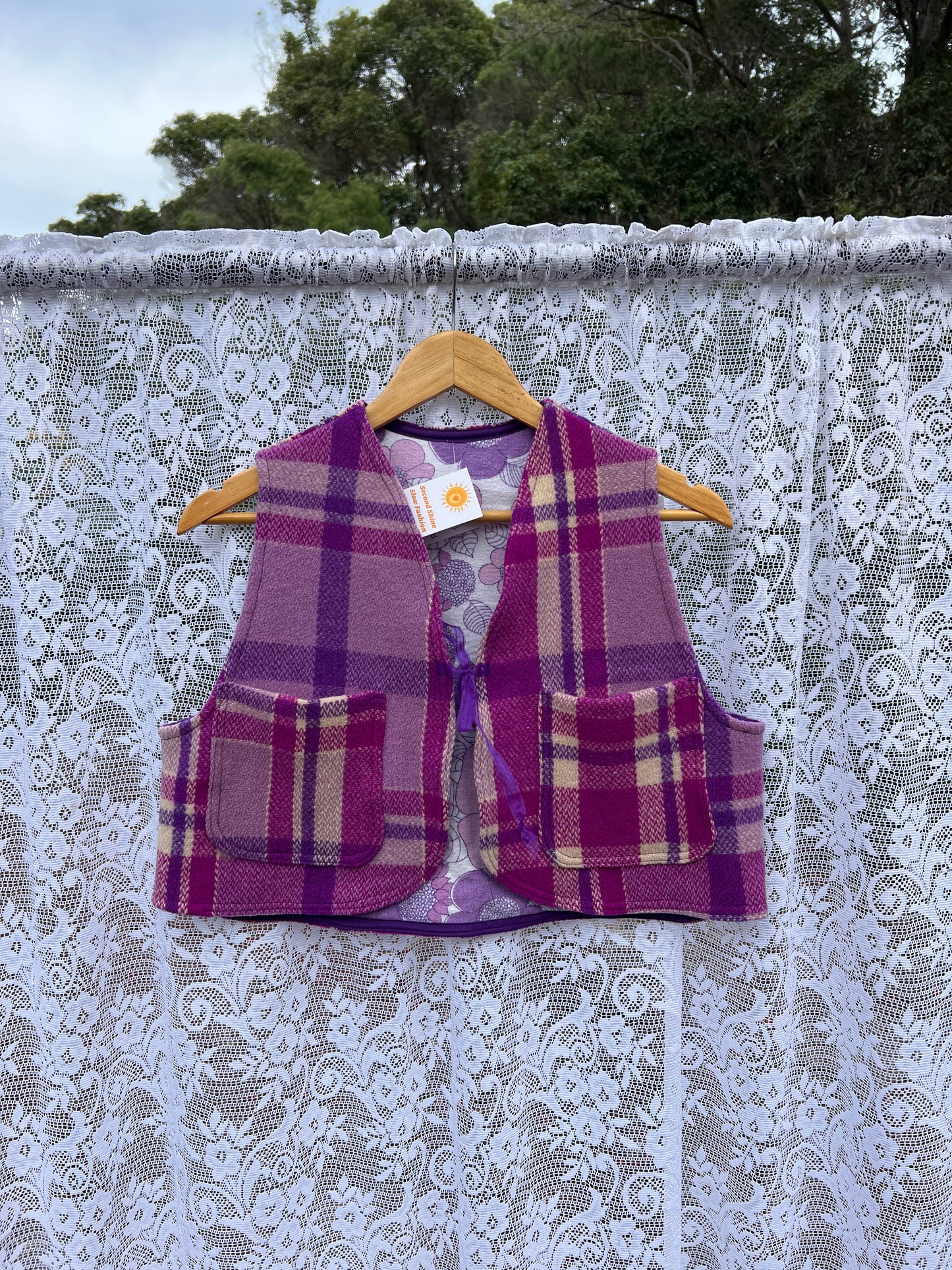 SECOND SHINE SLOW FASHION Reversible Vintage Wool Blanket & Floral Flannel Sheet Vest 12