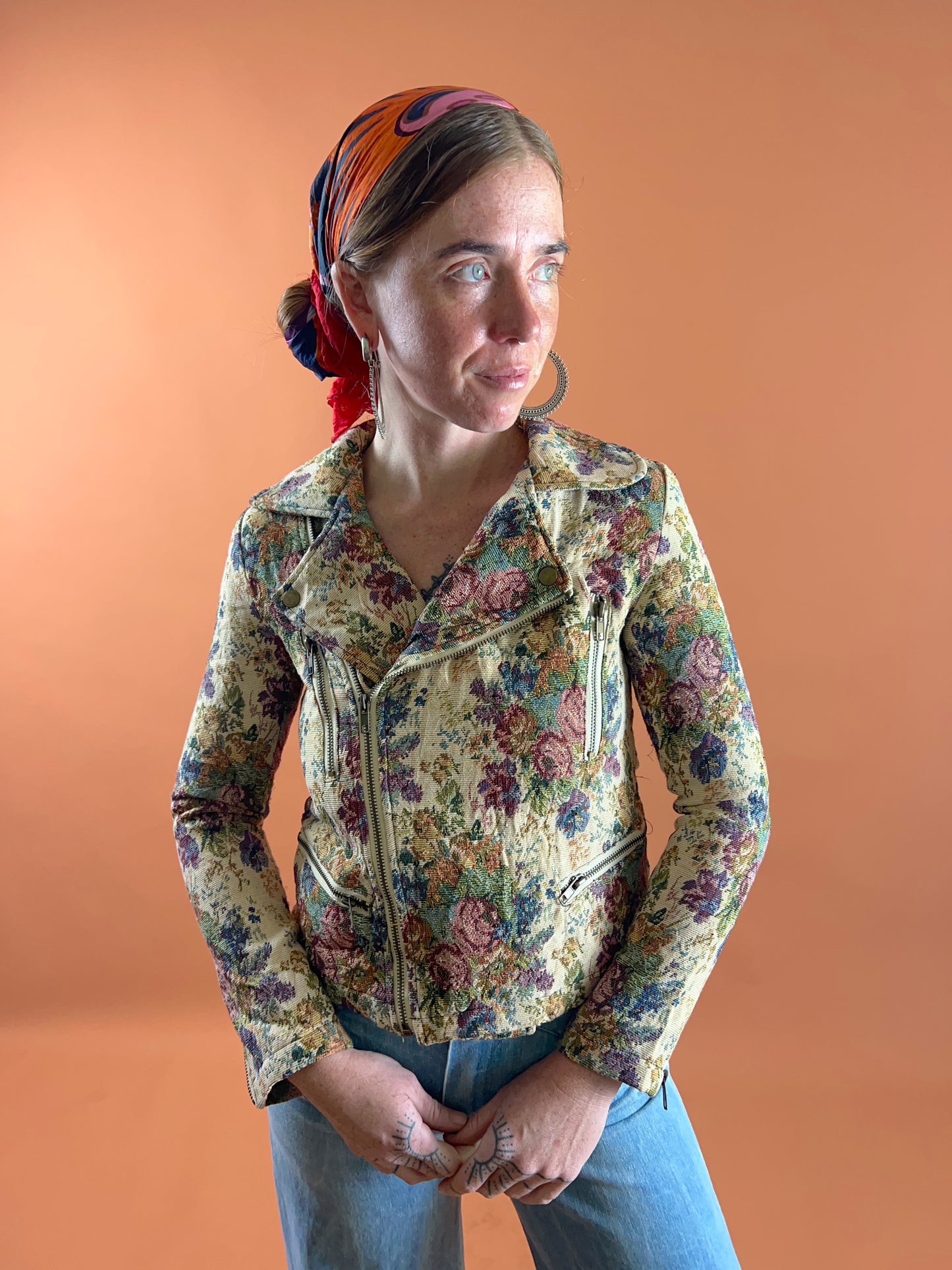 VINTAGE 90's/Y2K Tapestry Jacket 6