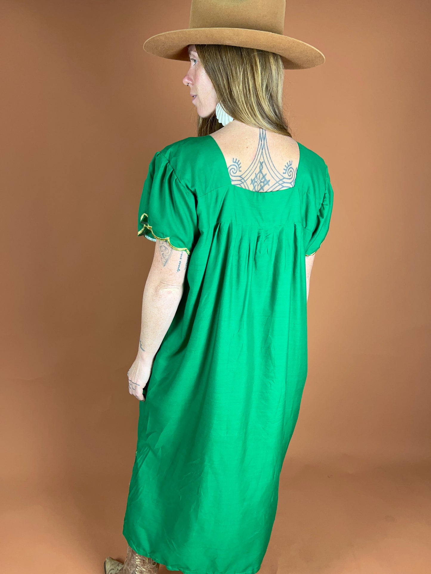 VINTAGE 80's Mexican Embroidered Dress 14-16