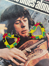Load image into Gallery viewer, HANDMADE Maasai Earrings