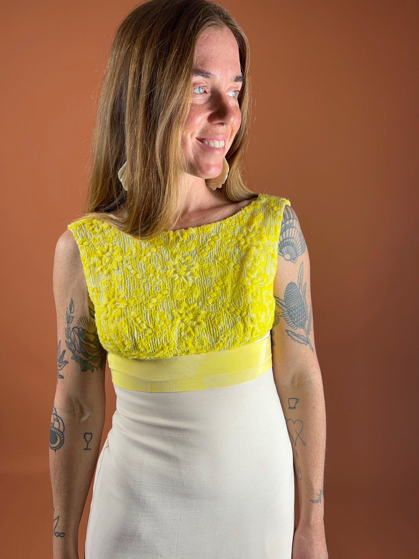 VINTAGE 60's Yellow & White Crochet Lace Maxi Dress 6