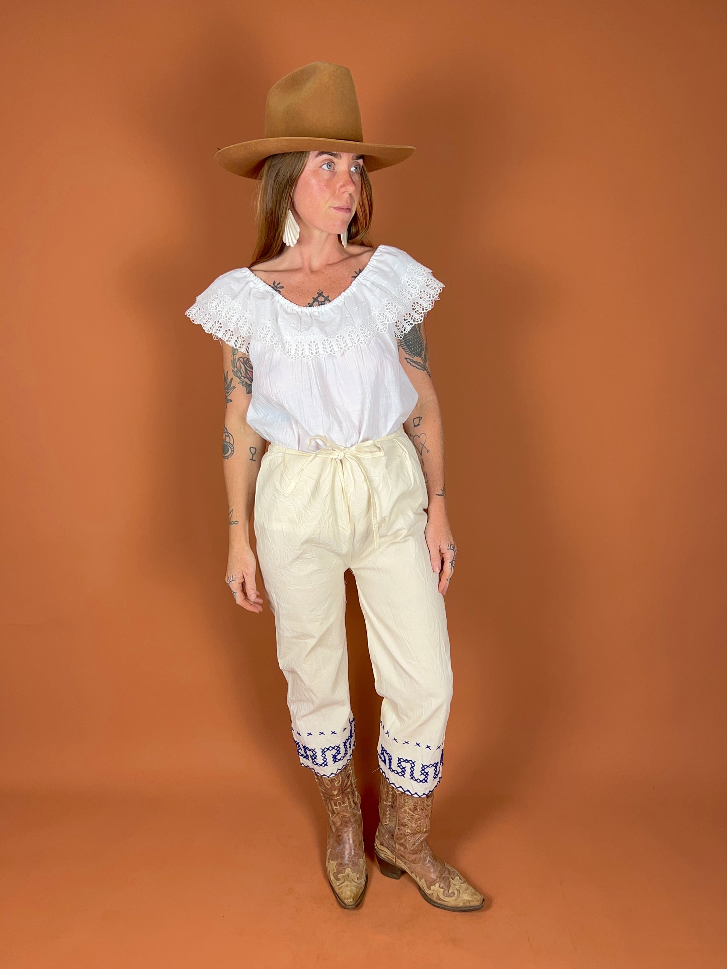 VINTAGE 60's Mexican Embroidered Pants 8