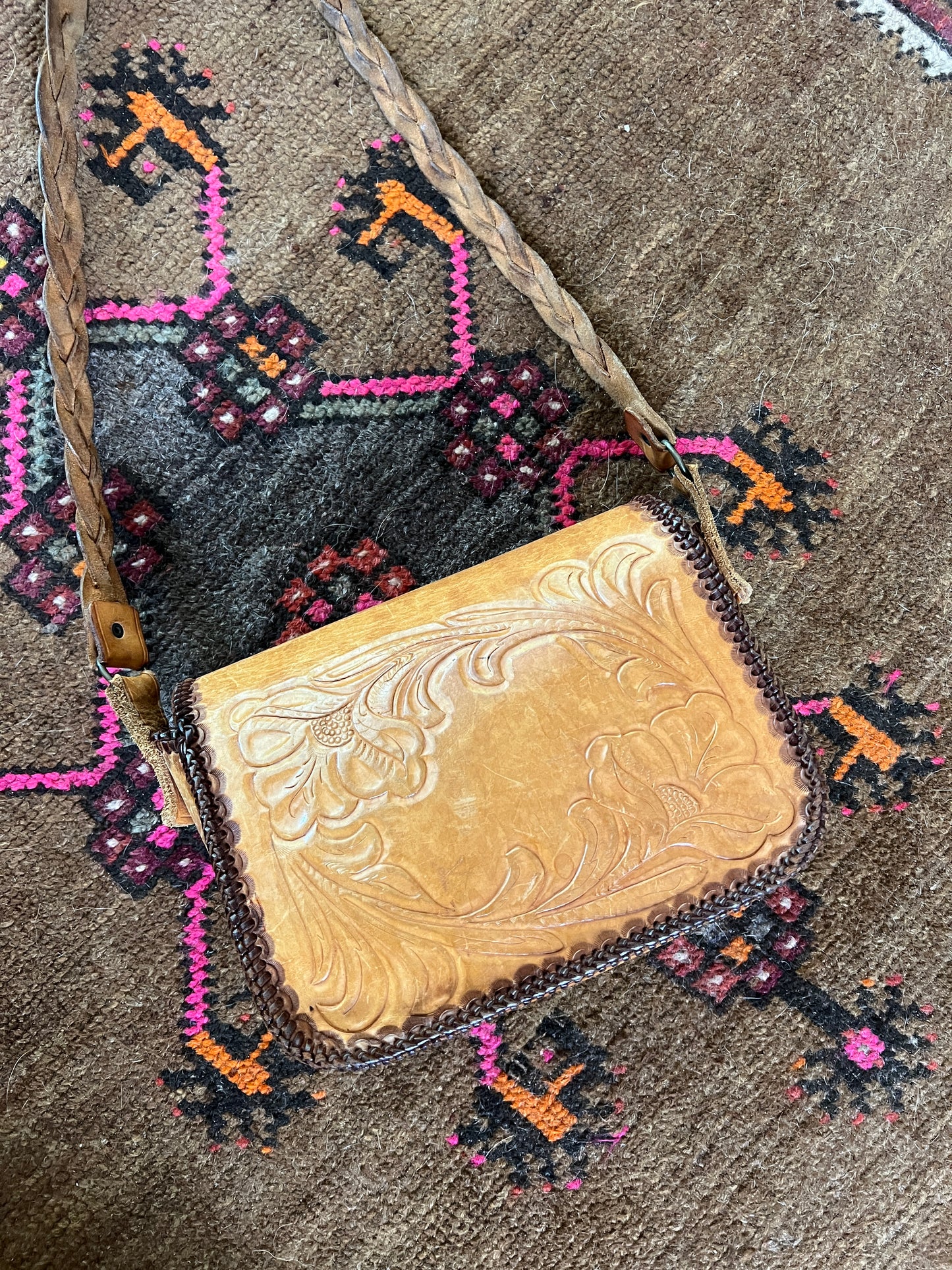 VINTAGE 70's Tooled Leather Shoulder Bag