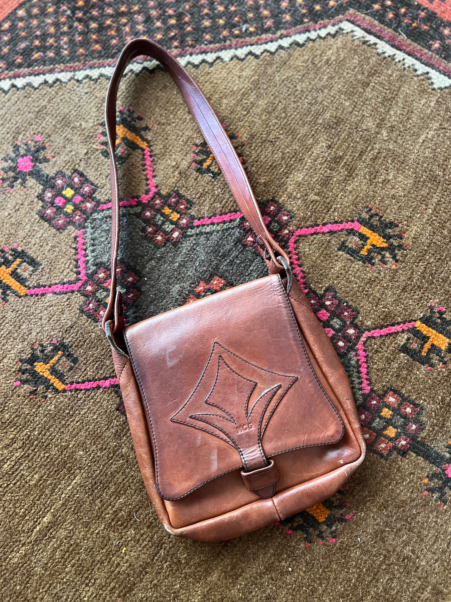 VINTAGE 70's Tan Leather Bag