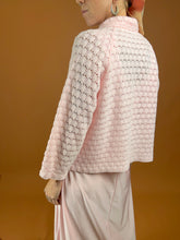 Load image into Gallery viewer, VTG 40&#39;s/50&#39;s Crochet Bed Jacket Free Size