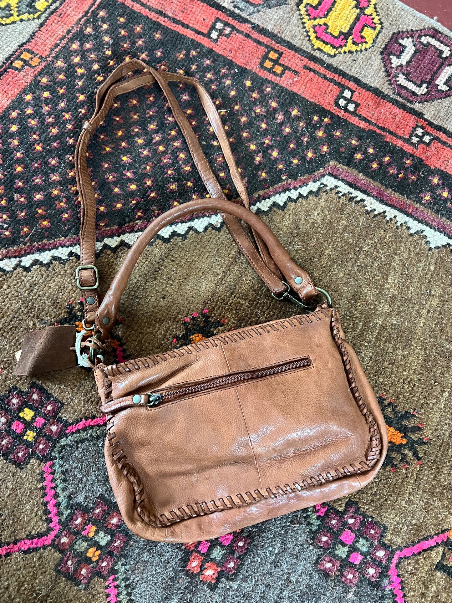 VINTAGE 90’s Fat Face Leather Bag