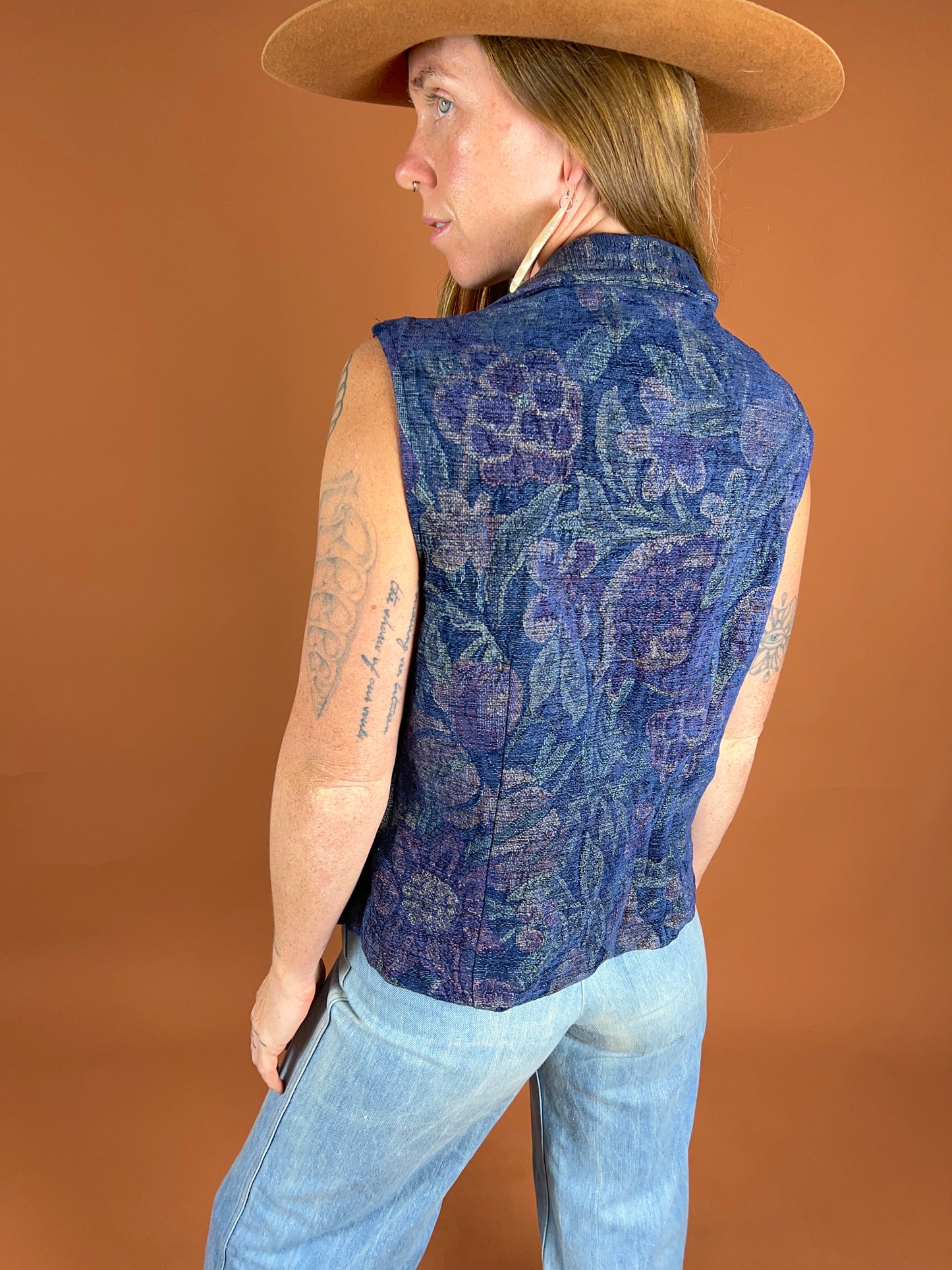 VINTAGE 70's Brocade Vest 8-10