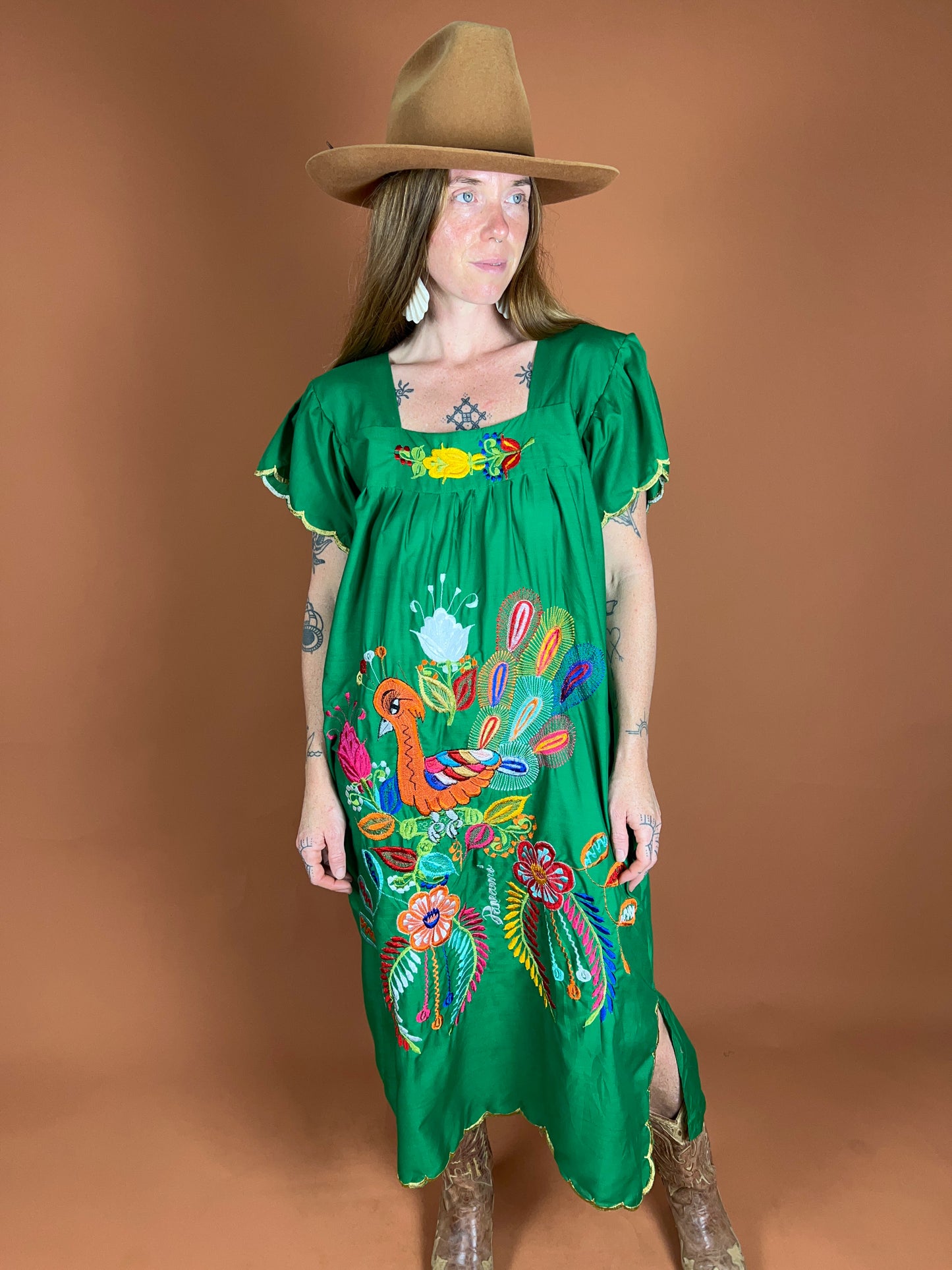 VINTAGE 80's Mexican Embroidered Dress 14-16