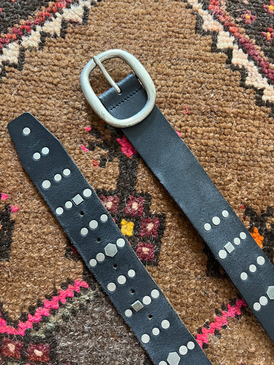 VINTAGE 90’s Black Leather Belt 14-16