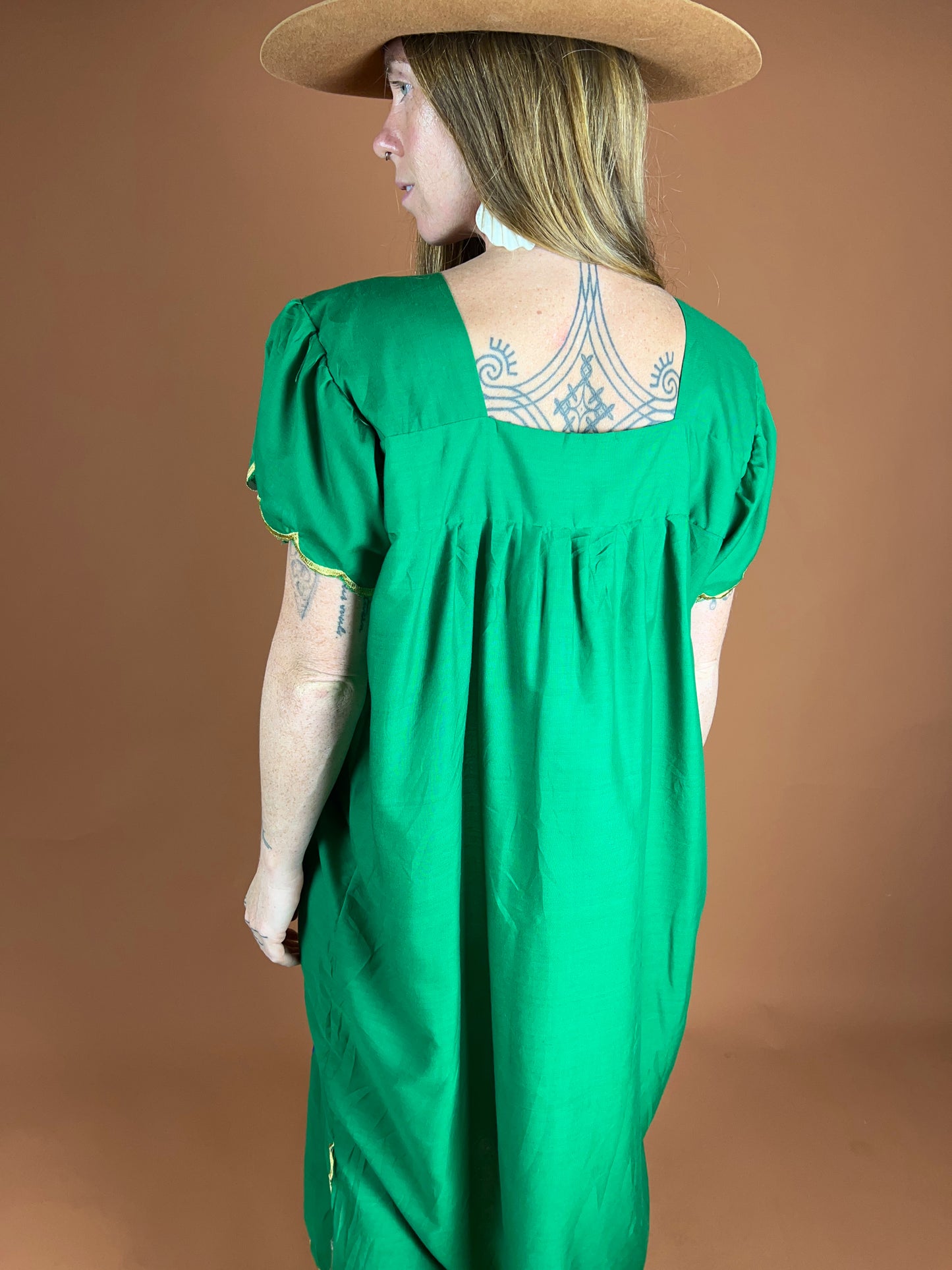 VINTAGE 80's Mexican Embroidered Dress 14-16