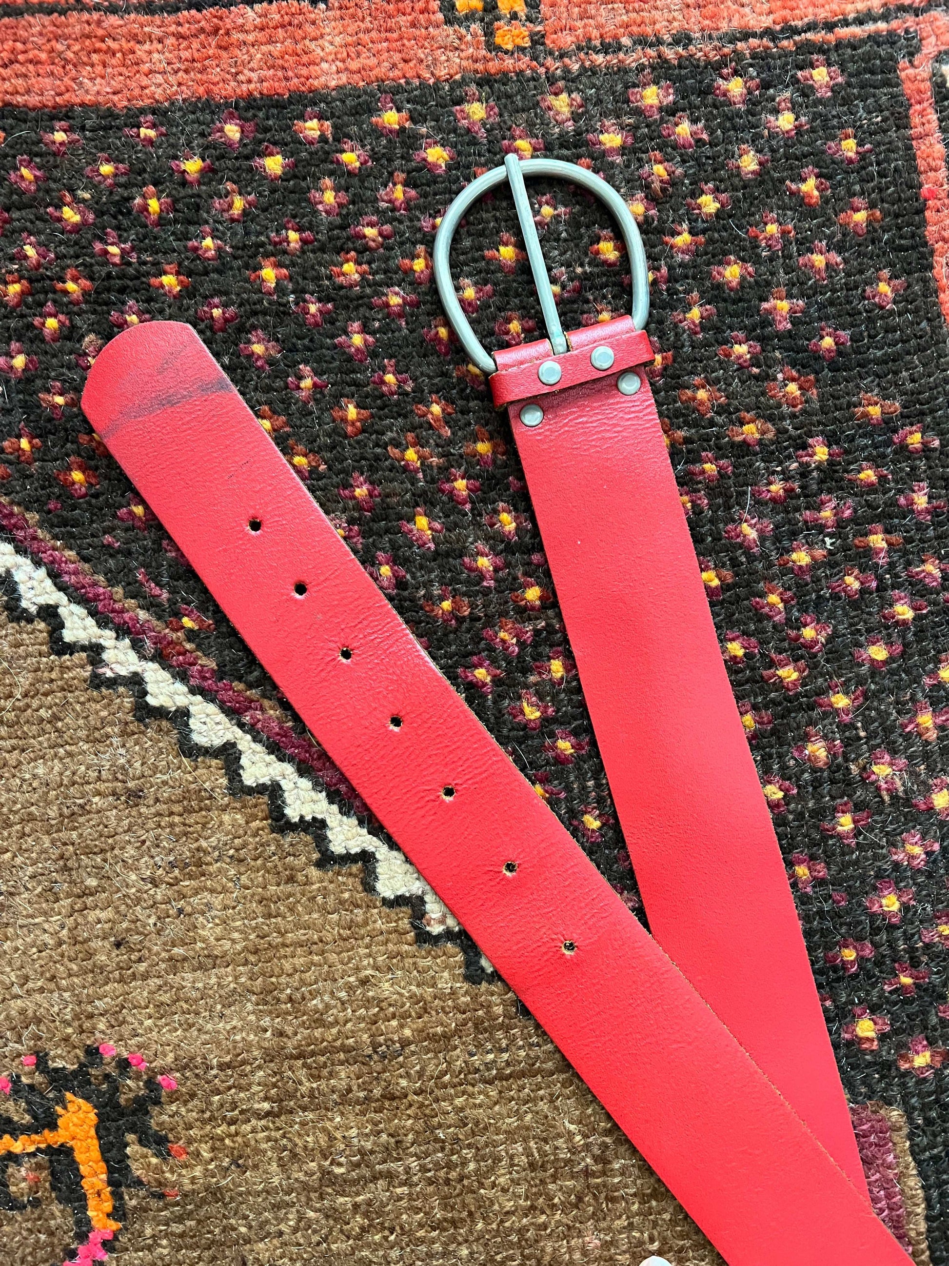 VTG 70's/80's Red Leather Big Buckle Belt 10-14